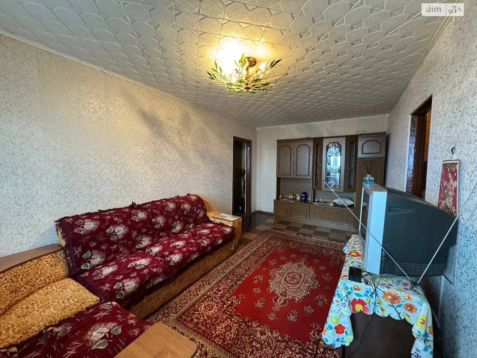 Здається в оренду 4-кімнатна квартира 105 кв. м у Кривому Розі, просп. Миру, 28 - фото 1