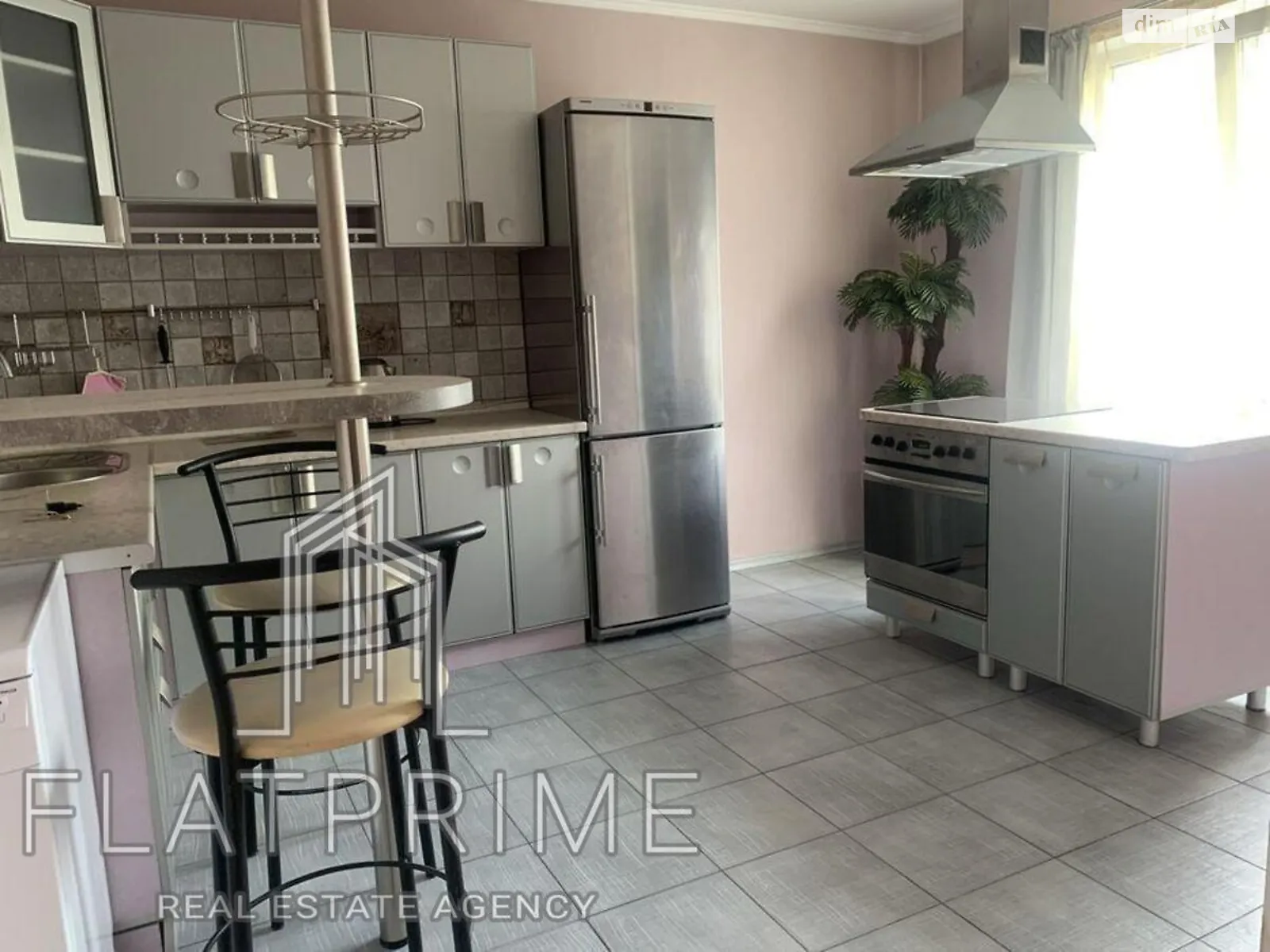 Продається 3-кімнатна квартира 70 кв. м у Києві, вул. Ахматової Анни, 37 - фото 1