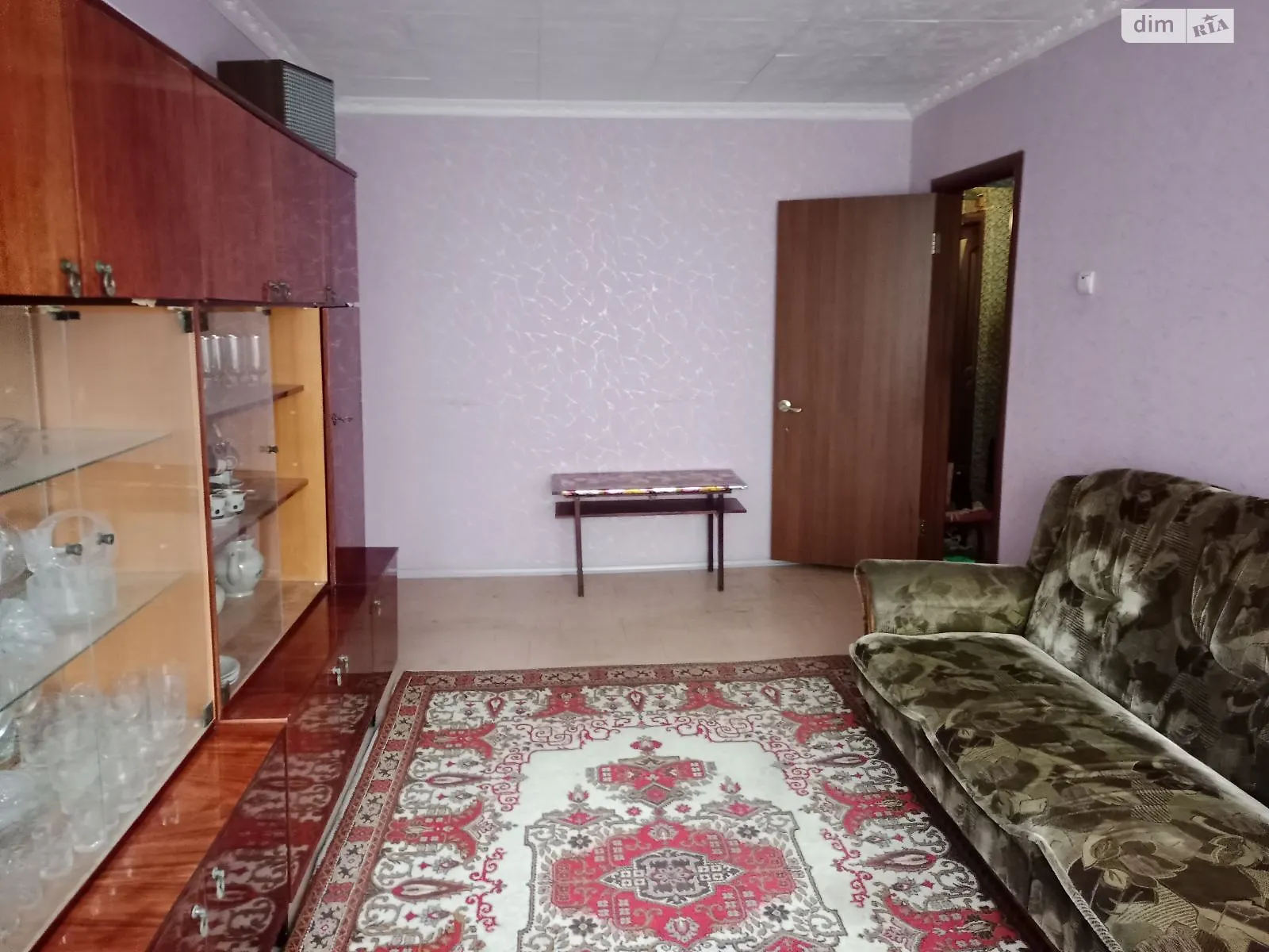 Продается 3-комнатная квартира 60.7 кв. м в Кривом Роге, ул. Космонавтов, 45 - фото 1