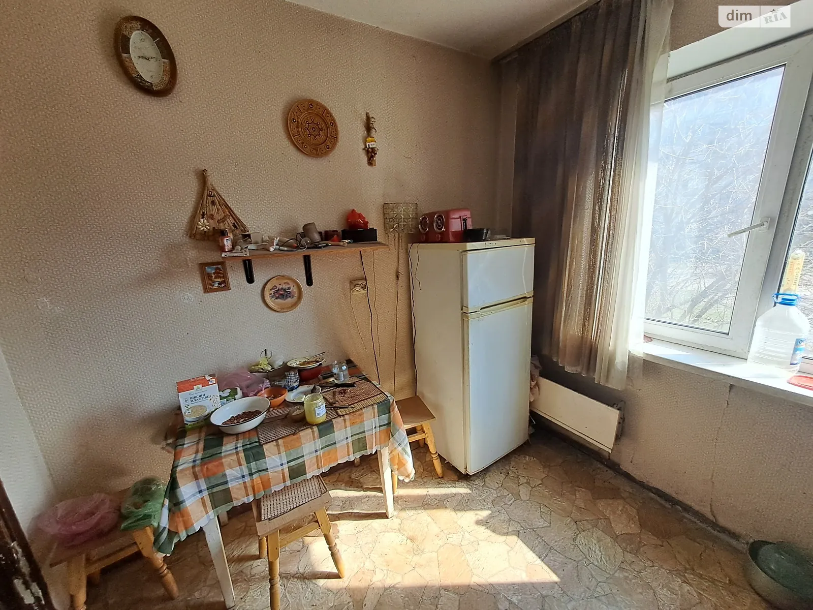 Здається в оренду кімната 50 кв. м у Києві, цена: 1000 грн - фото 1