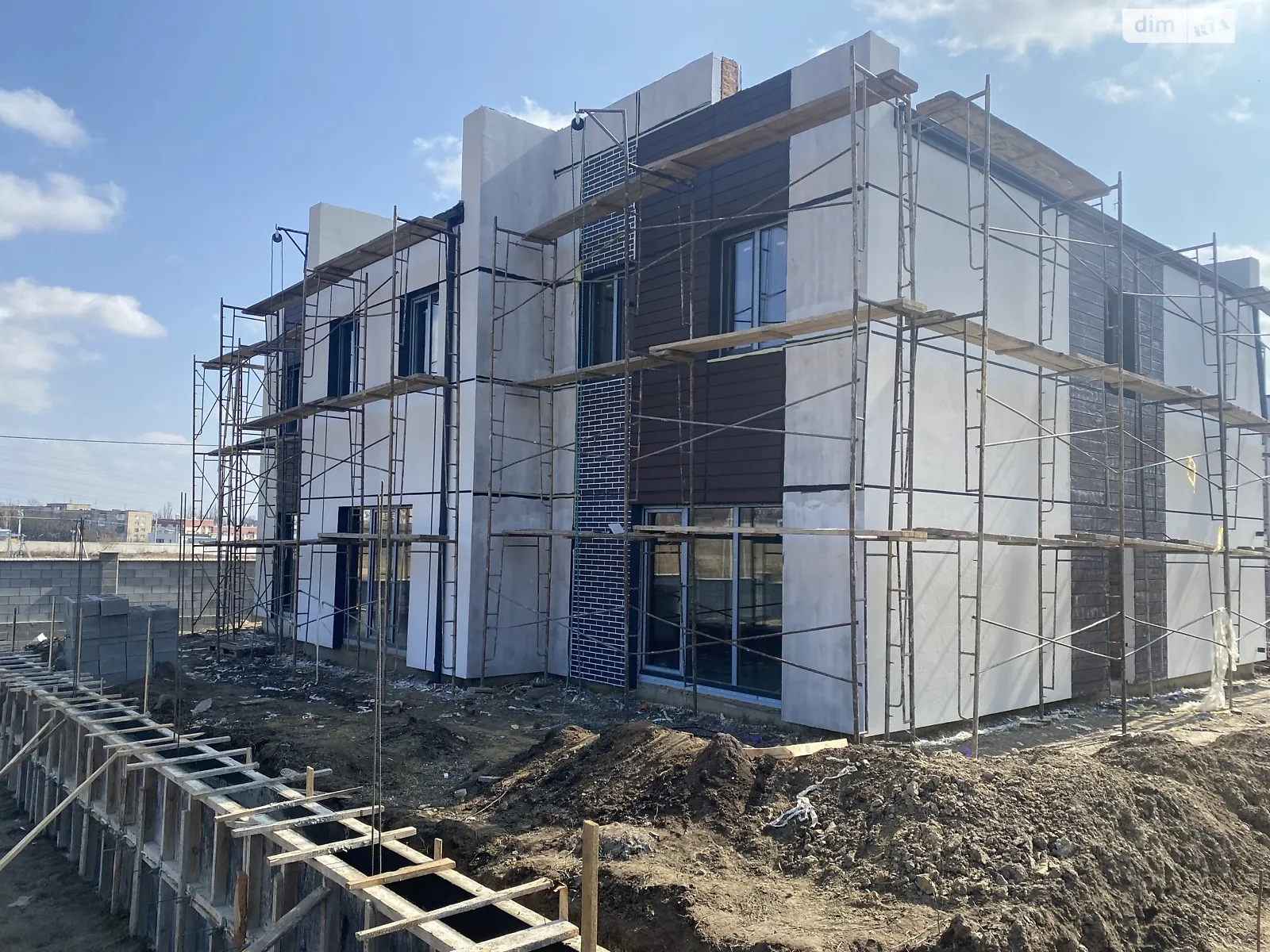 Продається частина будинку 100 кв. м с басейном, цена: 62000 $ - фото 1