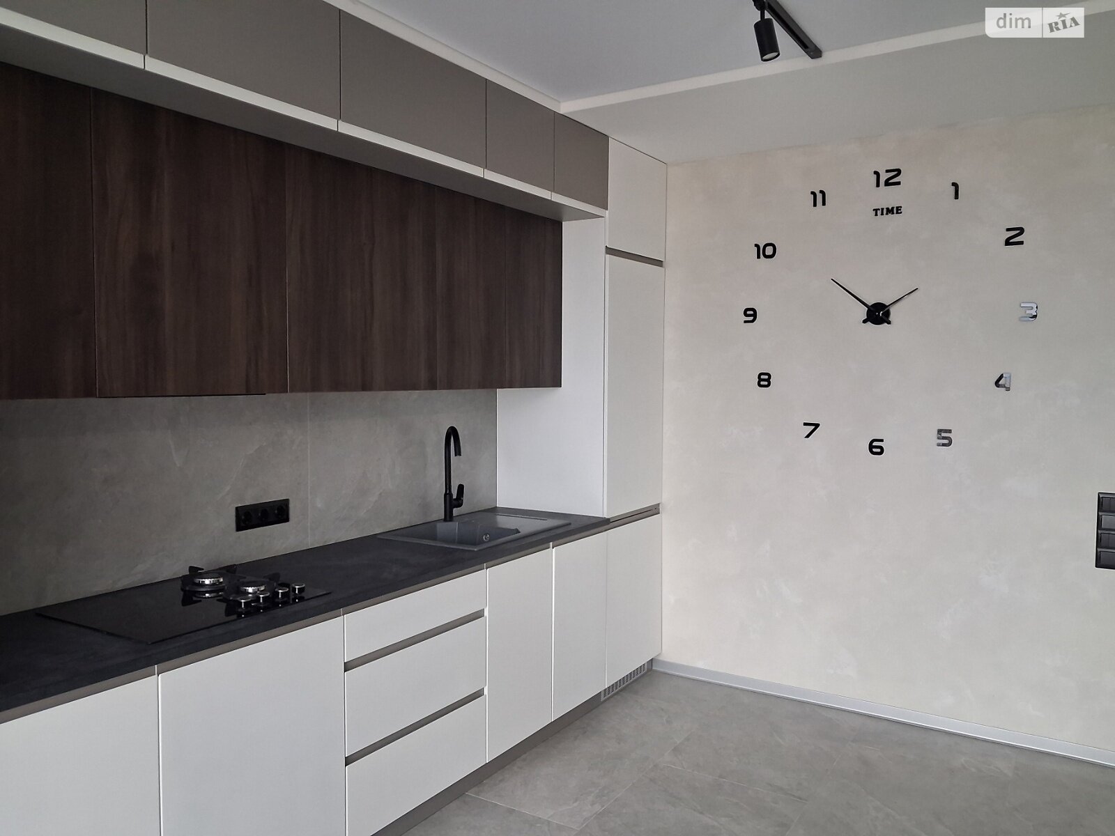 Прев'ю фото 2