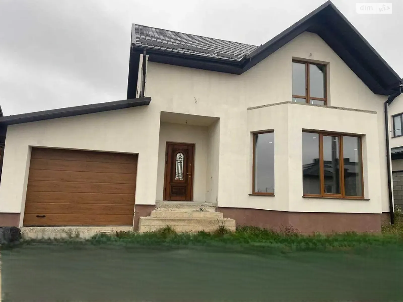 Продается дом на 2 этажа 150 кв. м с верандой, цена: 125000 $ - фото 1