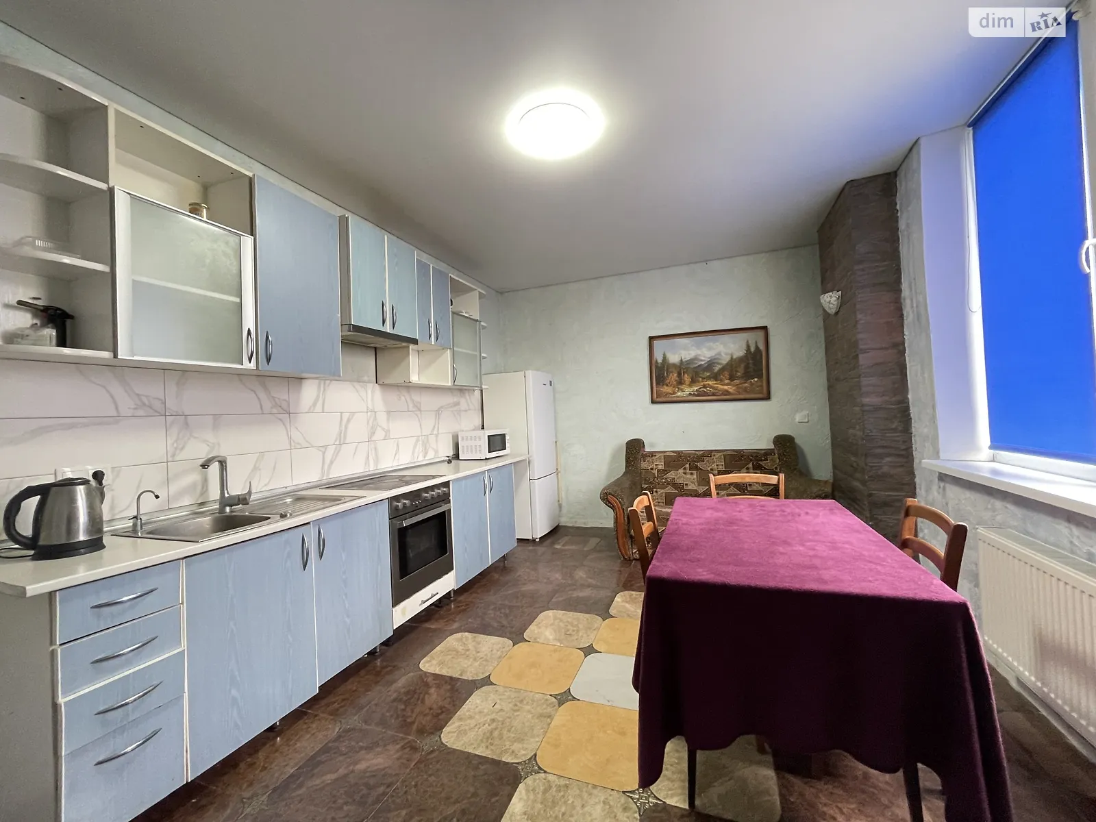 Продається 2-кімнатна квартира 73.4 кв. м у Чорноморську, вул. Парусна - фото 1