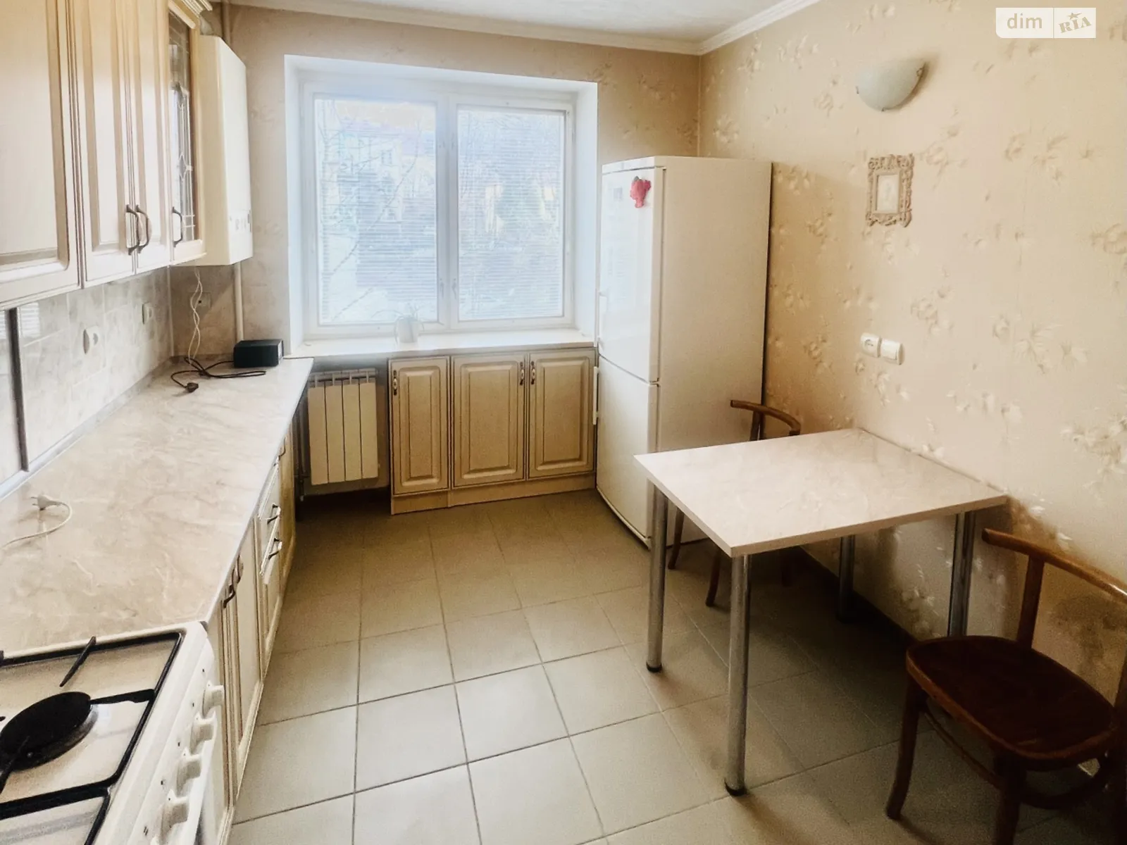 Сдается в аренду 3-комнатная квартира 70 кв. м в Львове, ул. Крупьярська, 12 - фото 1