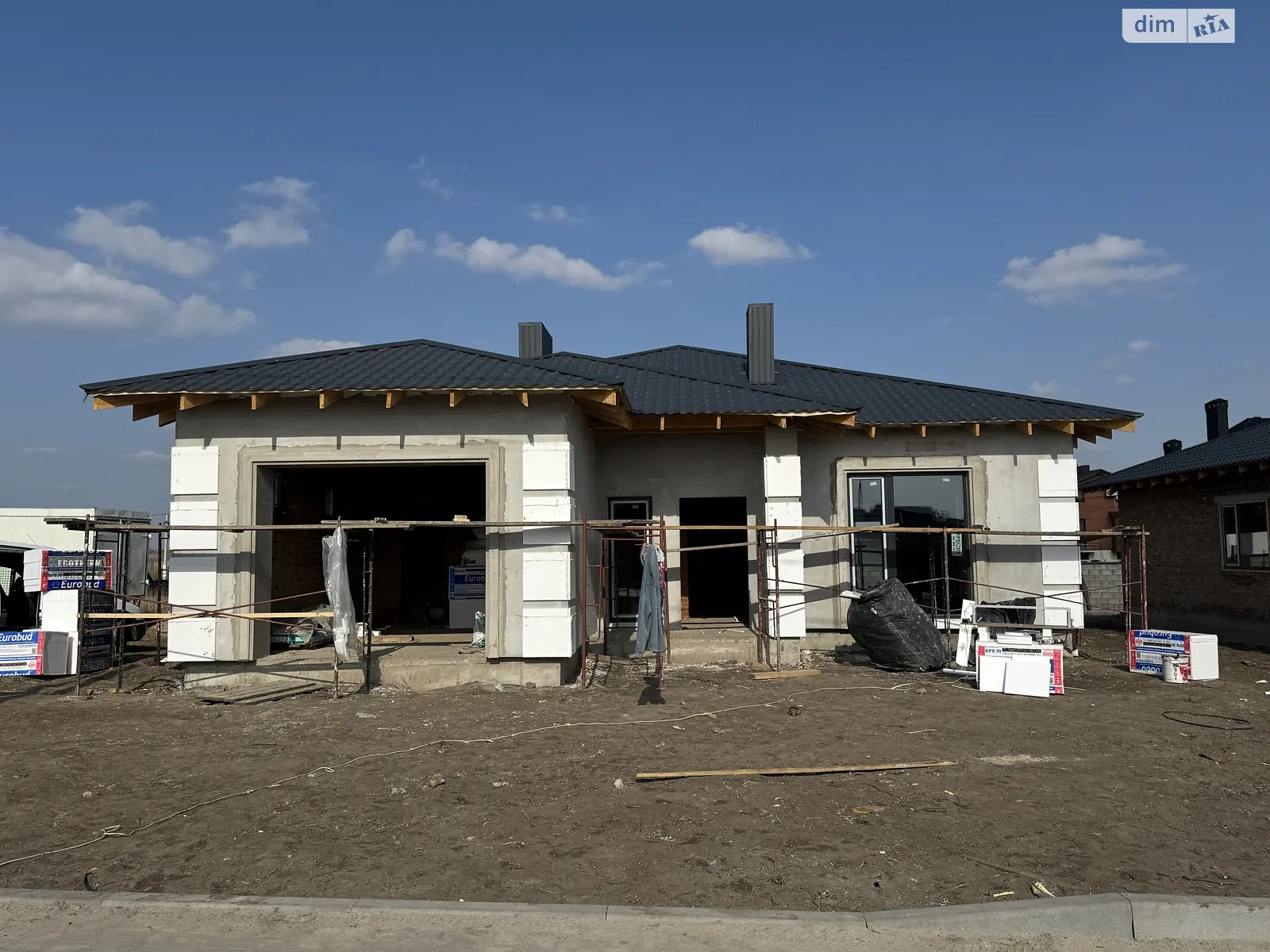 Продається одноповерховий будинок 150 кв. м з каміном, цена: 150000 $ - фото 1