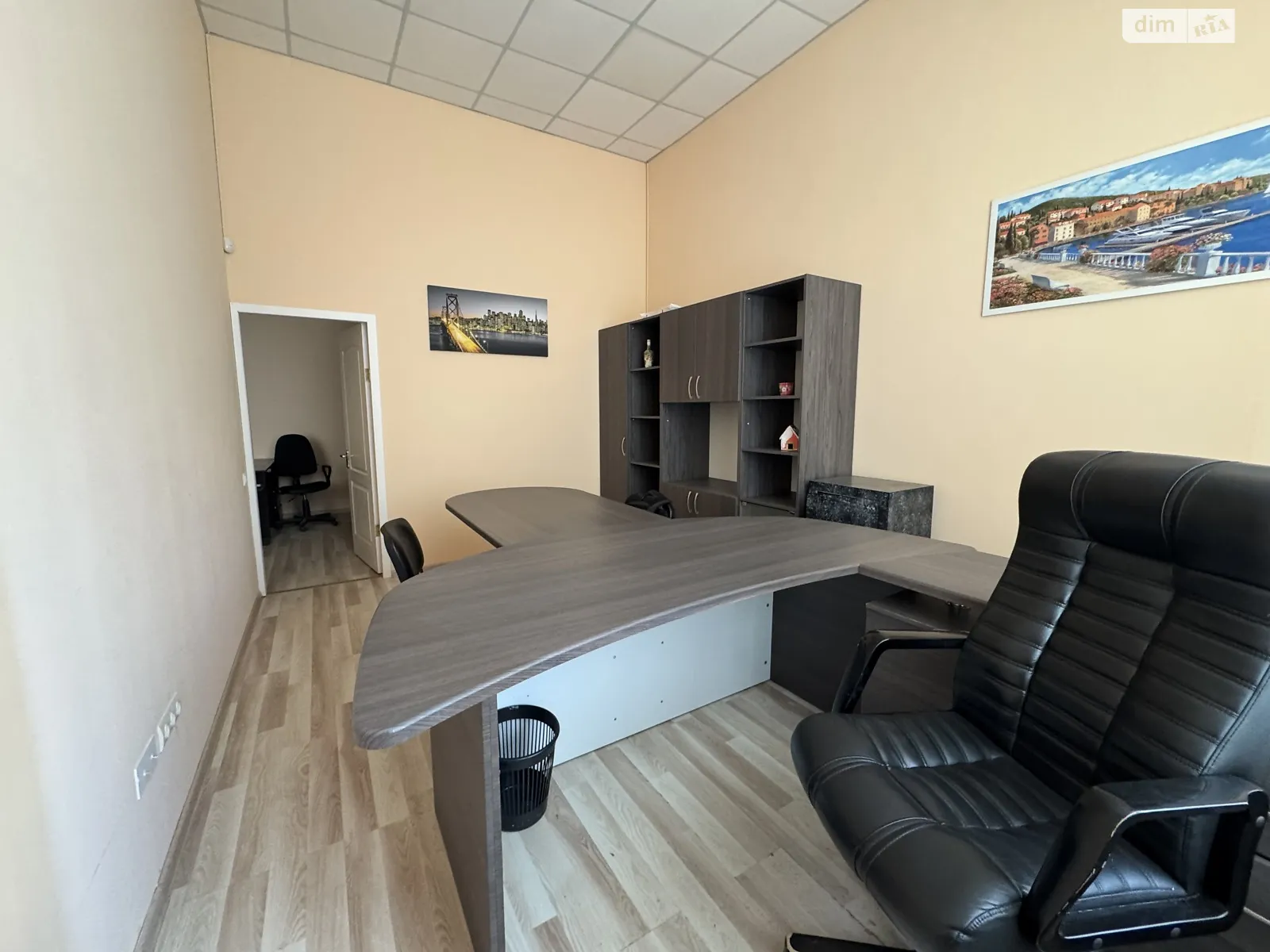 Продається офіс 86.1 кв. м в бізнес-центрі, цена: 105000 $ - фото 1