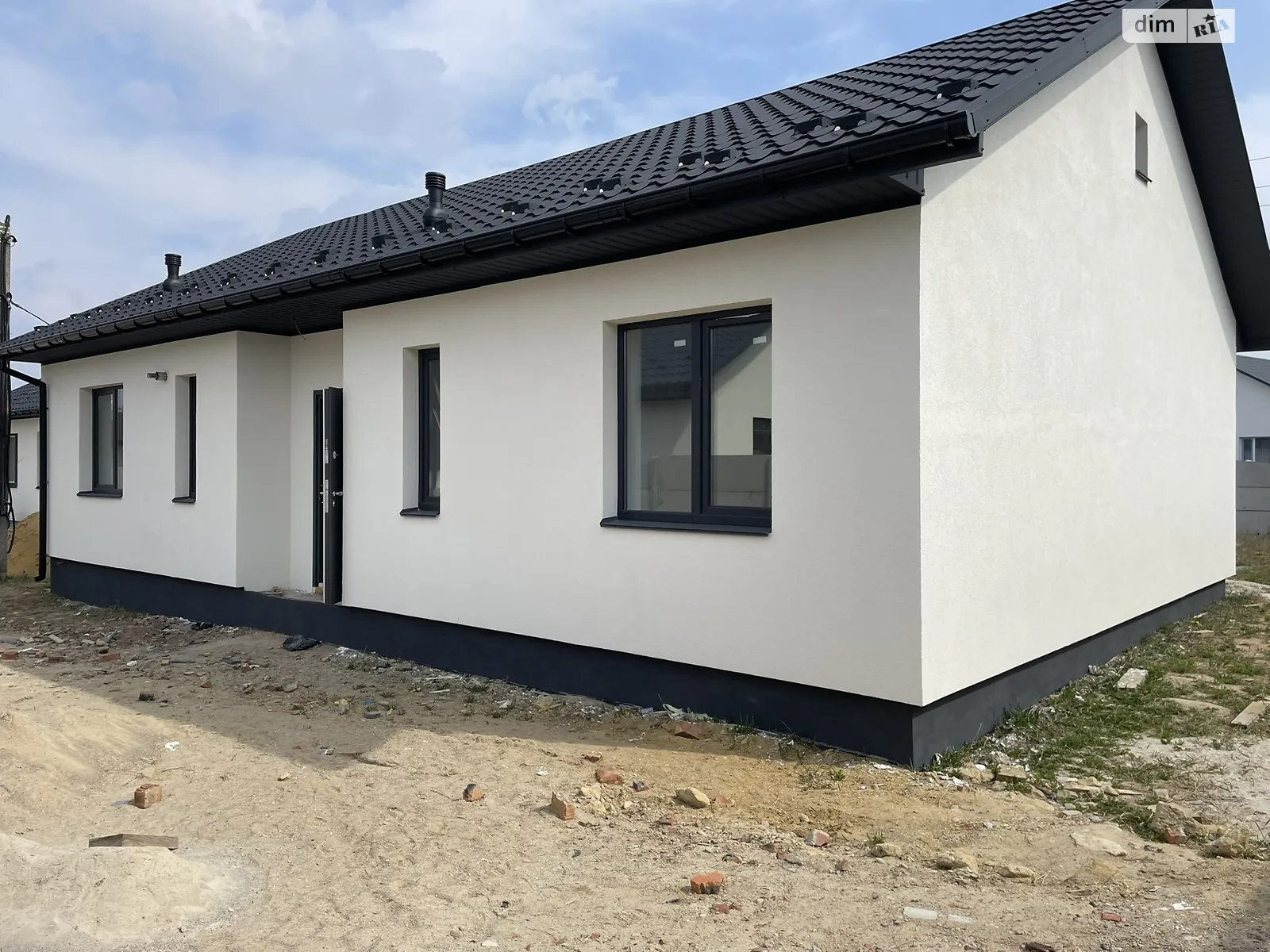 Продается одноэтажный дом 98 кв. м с балконом, цена: 72000 $ - фото 1