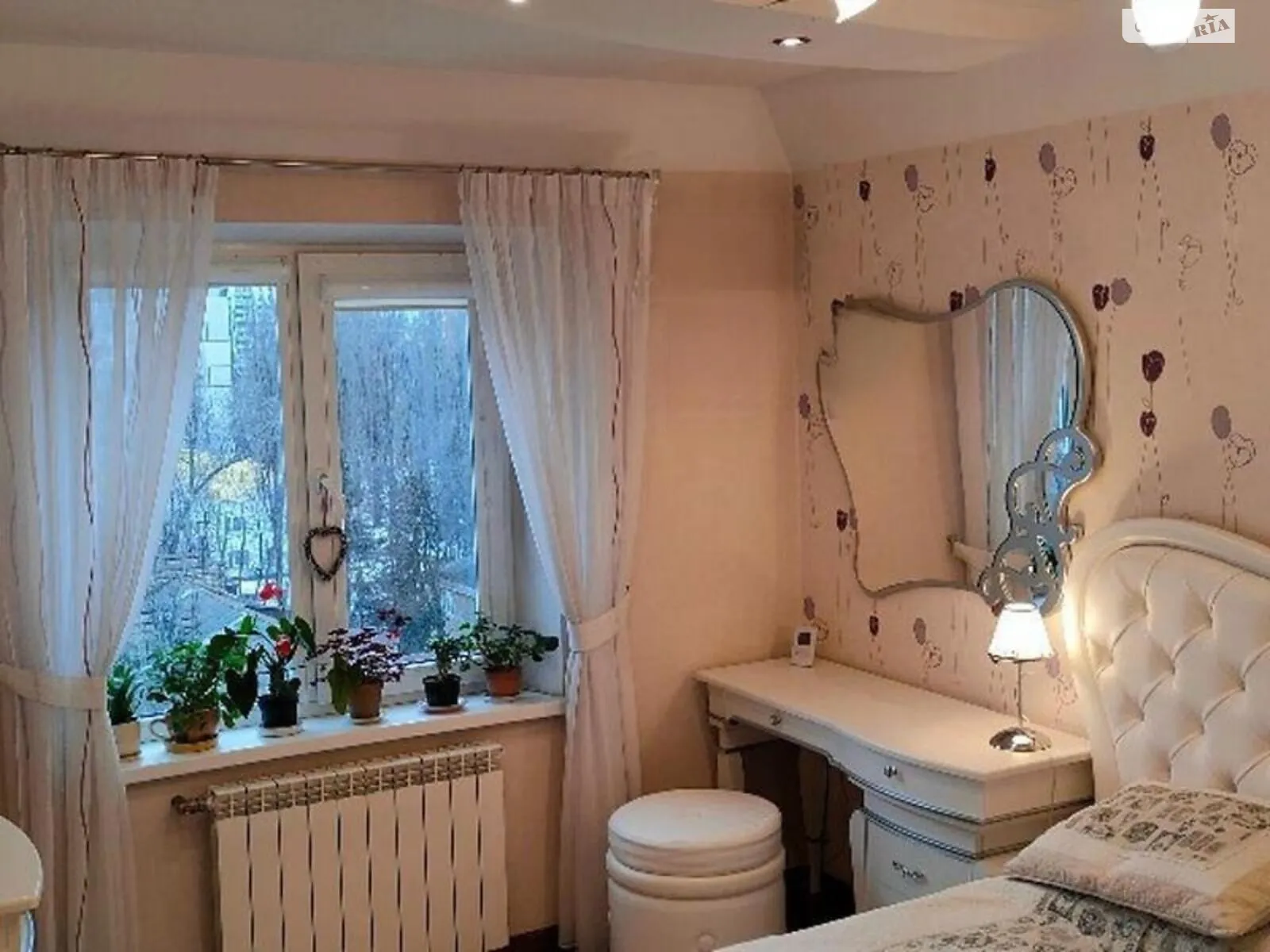 Продается 3-комнатная квартира 72 кв. м в Киеве, ул. Энтузиастов, 21/1 - фото 1