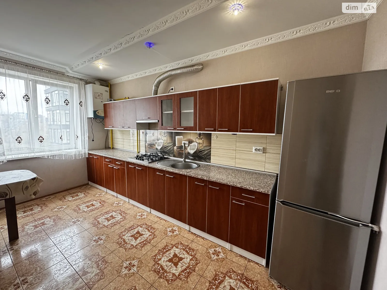 Продається 2-кімнатна квартира 60 кв. м у Івано-Франківську, вул. Целевича Юліана, 10 - фото 1