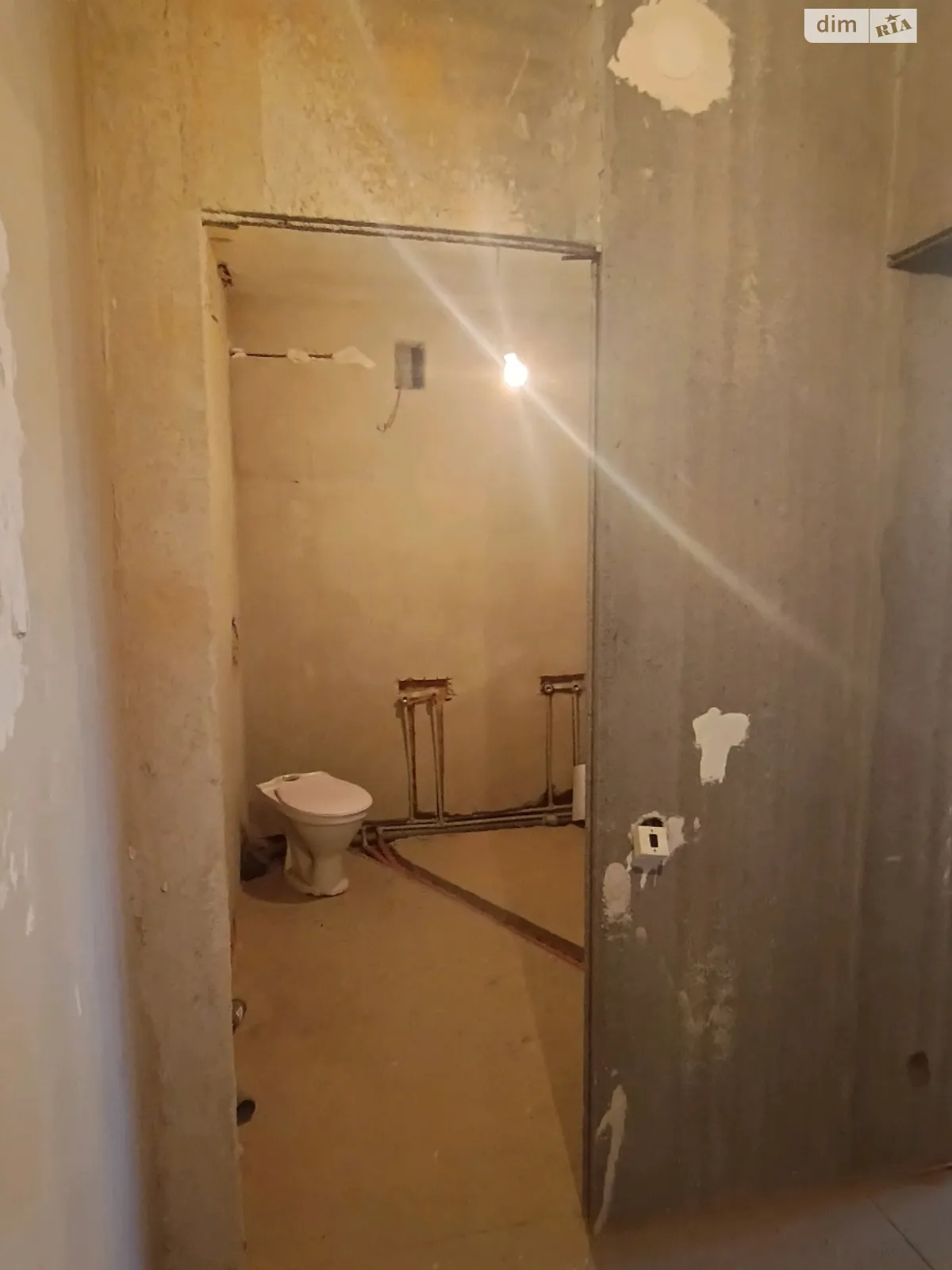 Продається 1-кімнатна квартира 40 кв. м у Ворзелі, цена: 28500 $ - фото 1