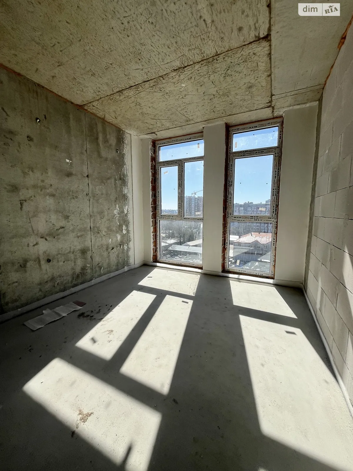 Продается 1-комнатная квартира 43.2 кв. м в Львове, цена: 92205 $ - фото 1