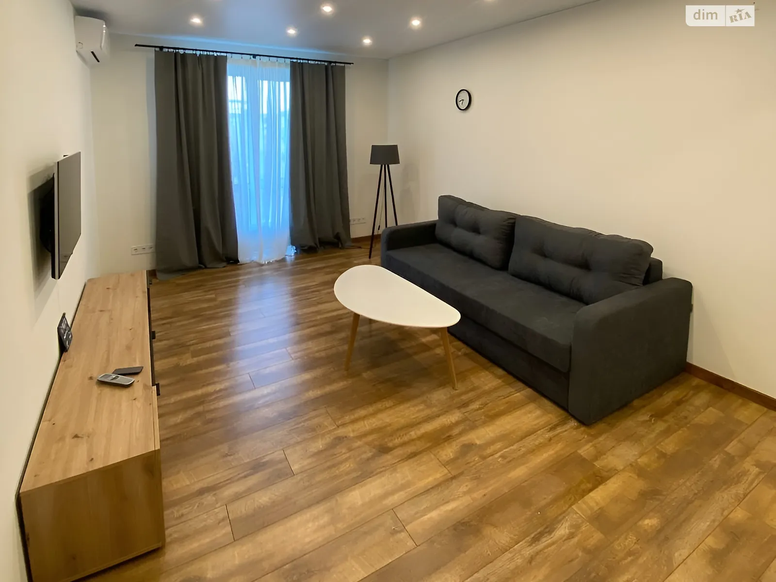 Здається в оренду 1-кімнатна квартира 50 кв. м у Дніпрі, бул. Слави, 2Д - фото 1