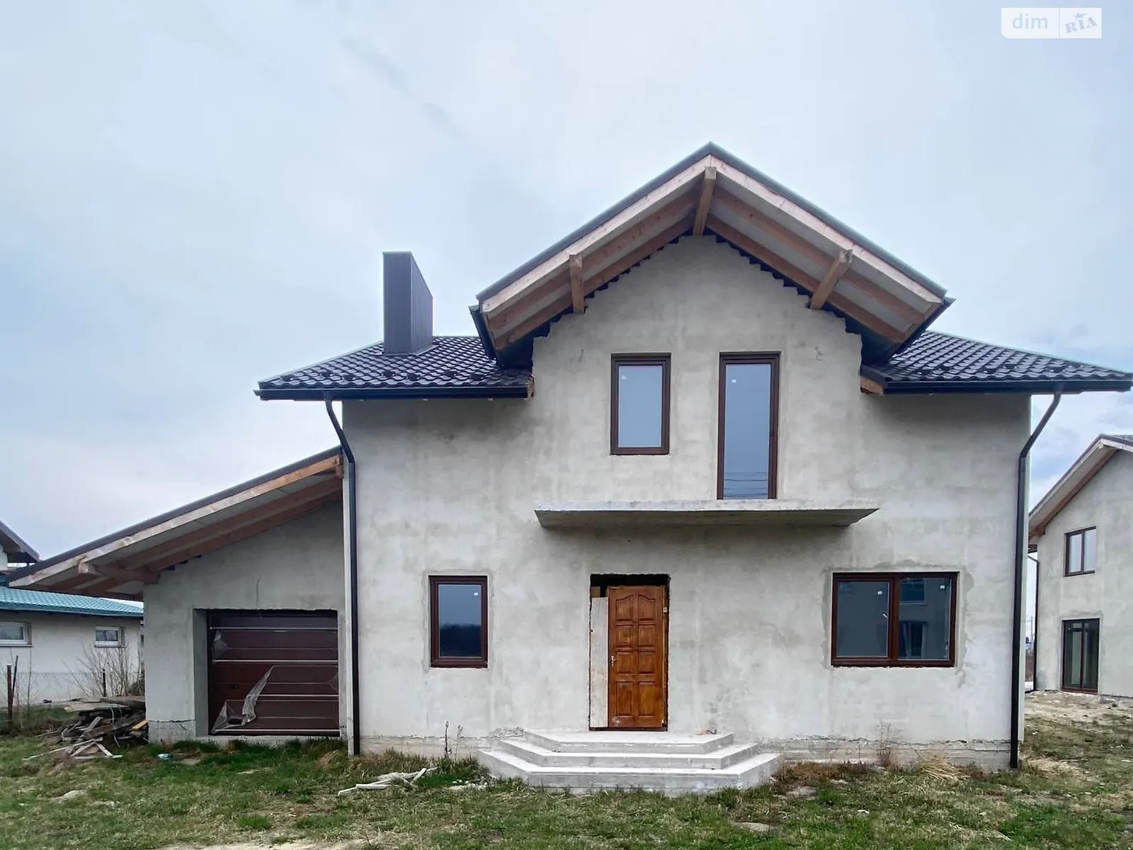 Продается дом на 2 этажа 180 кв. м с верандой, цена: 96498 $ - фото 1