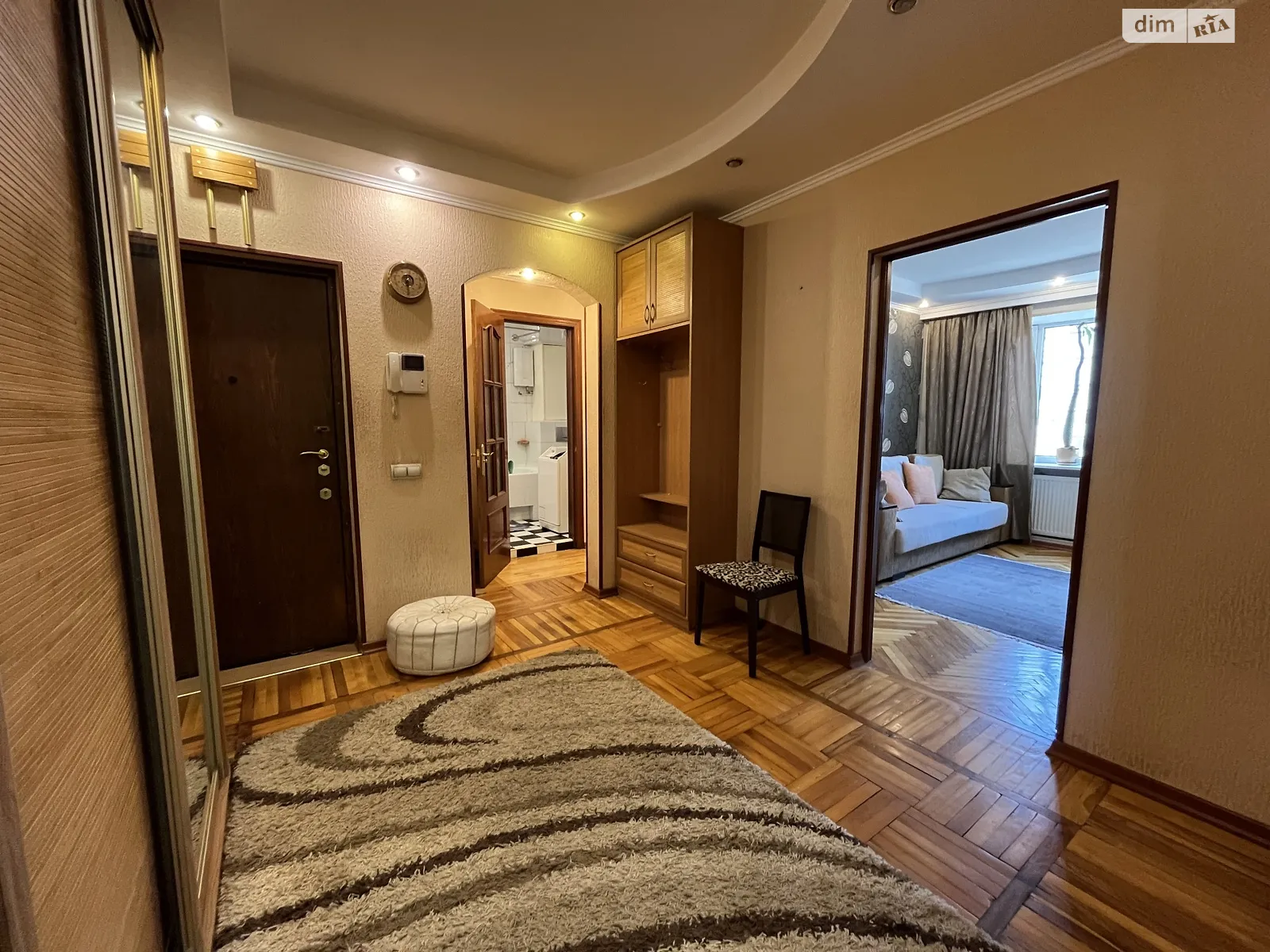 Здається в оренду 2-кімнатна квартира 71 кв. м у Києві, вул. Лятошинського, 8 - фото 1