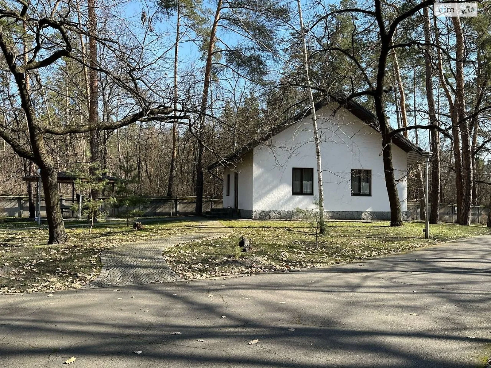 Продается дом на 2 этажа 100 кв. м с садом, цена: 125000 $ - фото 1