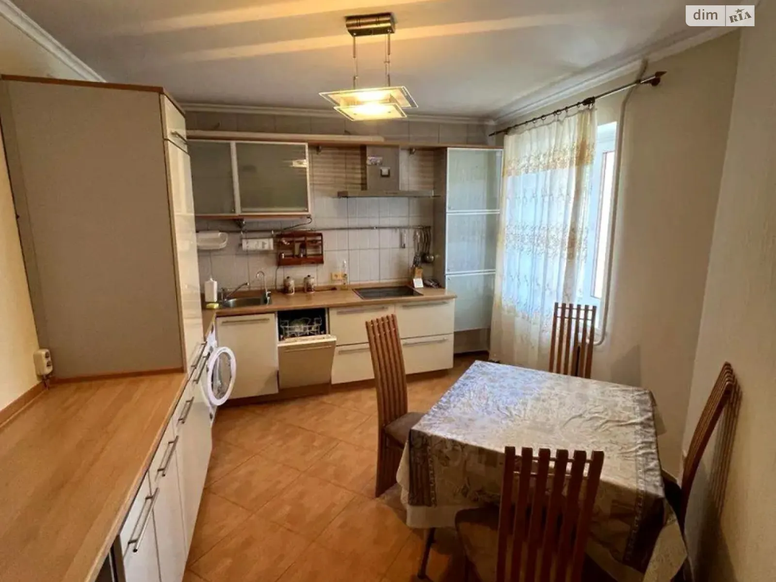 Продается 3-комнатная квартира 75 кв. м в Киеве, ул. Загоровская(Багговутовская), 8-10 - фото 1
