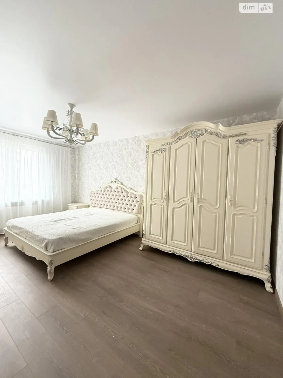 Здається в оренду 2-кімнатна квартира 77 кв. м у Києві, вул. Коноплянська, 22А - фото 1