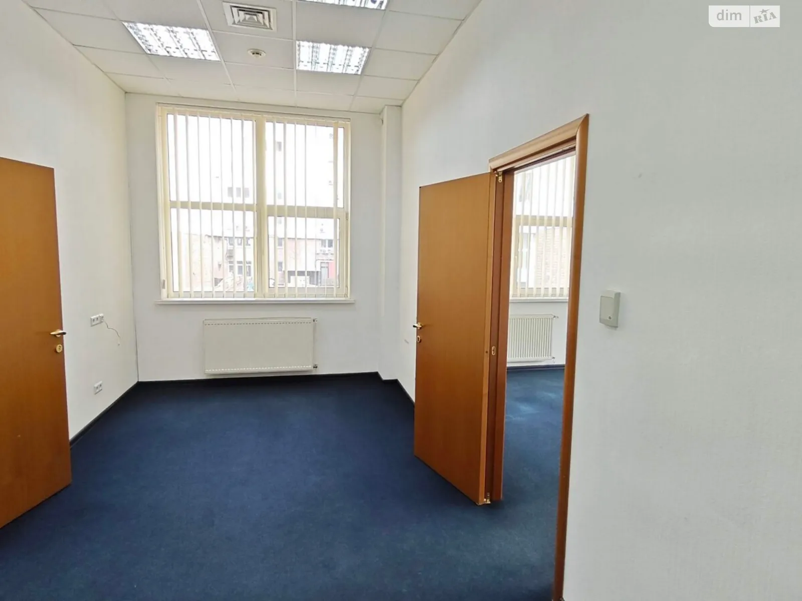 Сдается в аренду офис 110 кв. м в бизнес-центре, цена: 32560 грн - фото 1