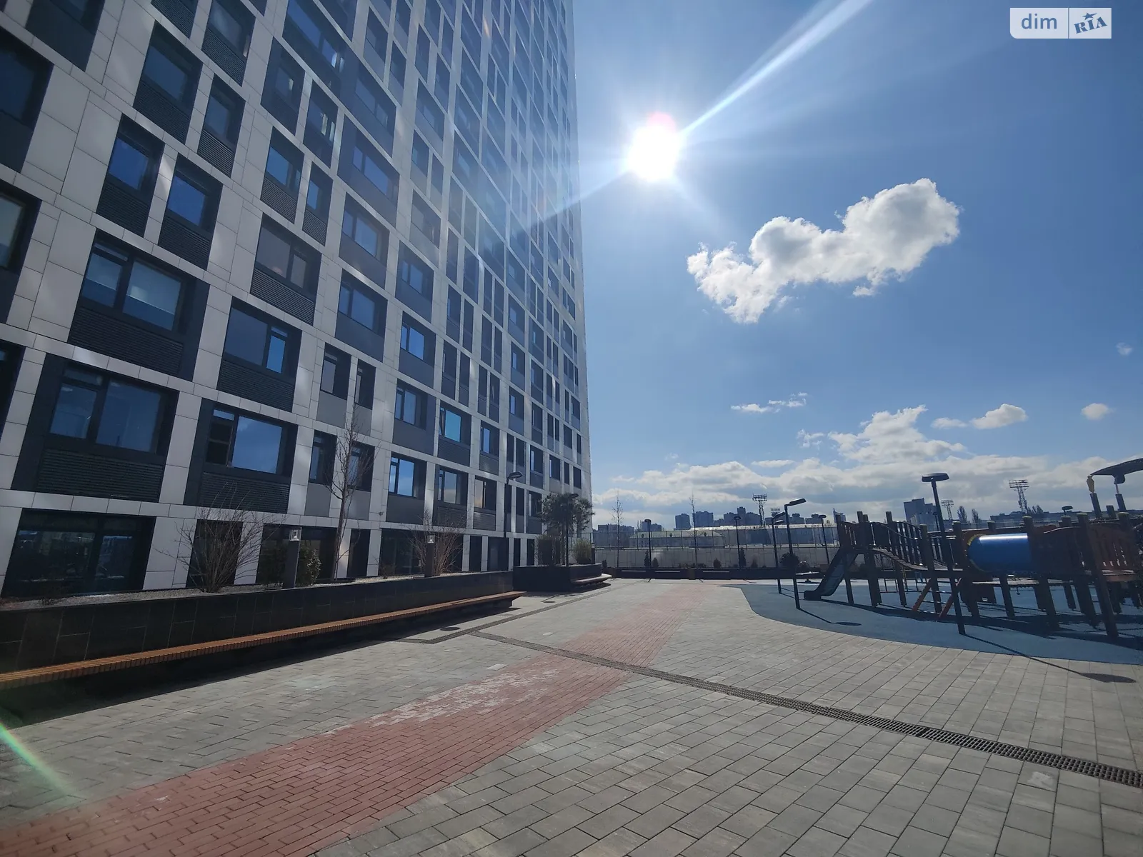 Сдается в аренду помещения свободного назначения 145.2 кв. м в 35-этажном здании, цена: 1450 $ - фото 1