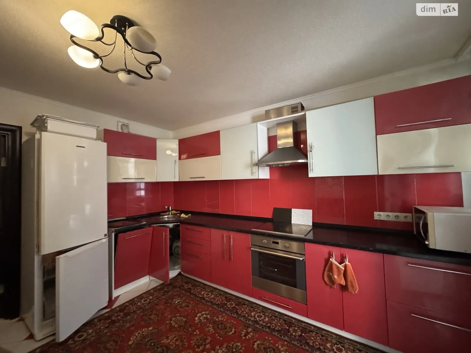 Продается 1-комнатная квартира 59.4 кв. м в Броварах, ул. Красовского, 8Б - фото 1