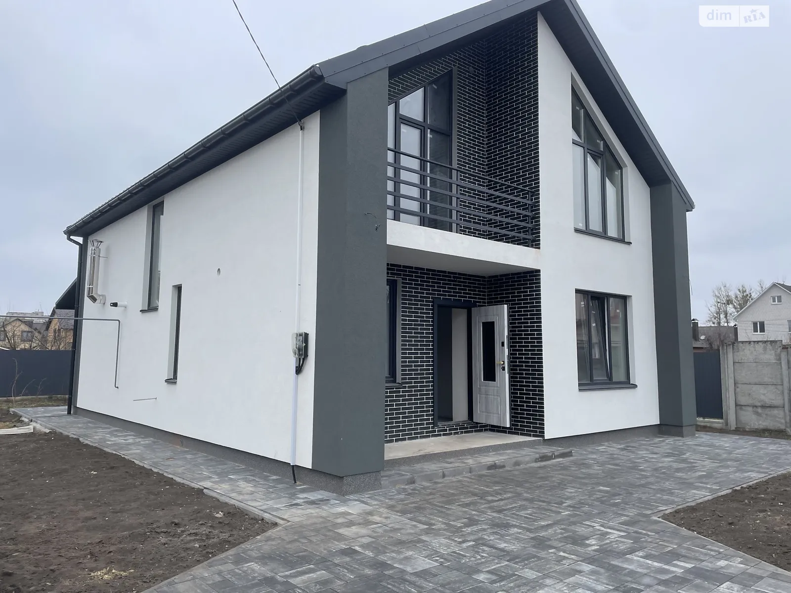 Продається будинок 2 поверховий 135 кв. м з садом, цена: 140000 $ - фото 1