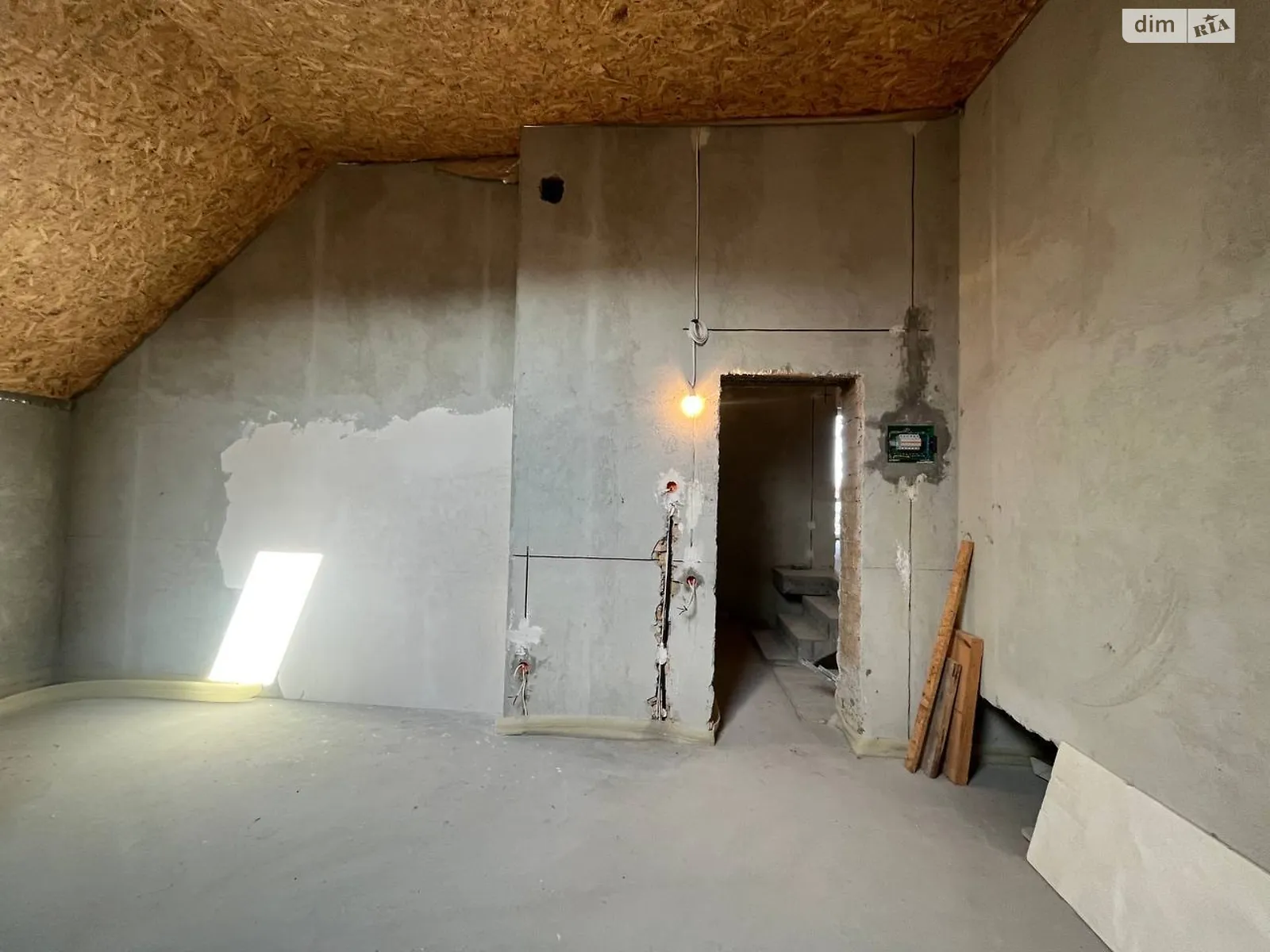 Продається будинок 2 поверховий 217 кв. м з каміном, цена: 150000 $ - фото 1