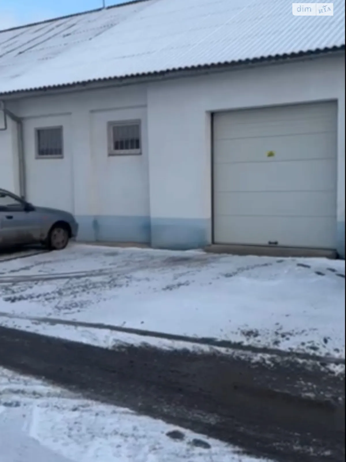 Здається в оренду об'єкт сфери послуг 195 кв. м в 1-поверховій будівлі, цена: 390 $ - фото 1