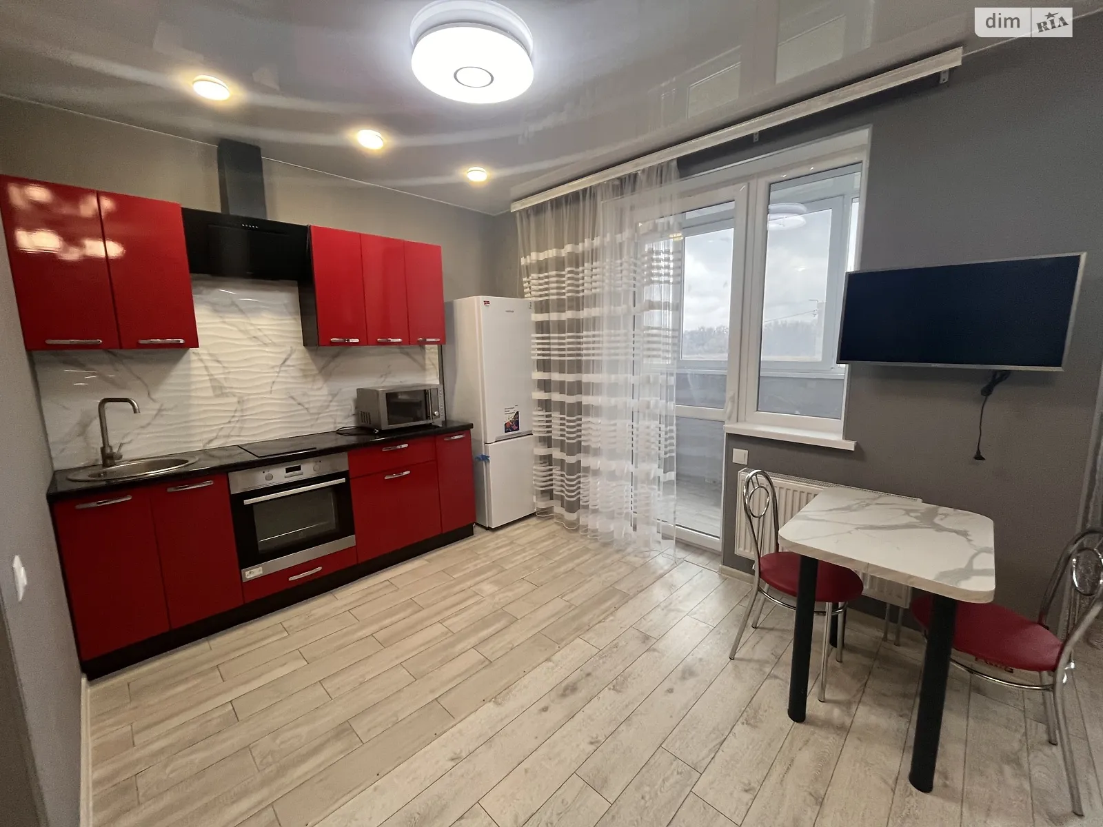Продается 1-комнатная квартира 33.5 кв. м в Харькове, ул. Академика Барабашова, 10 - фото 1