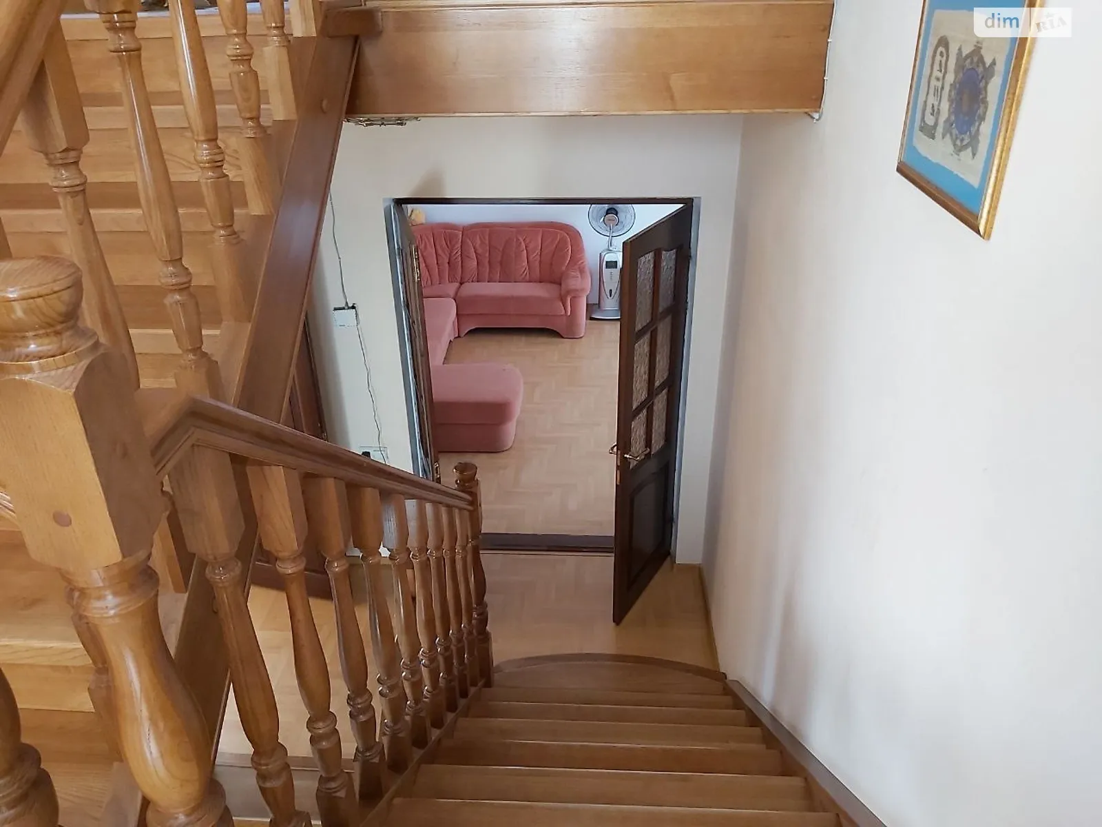 Продается дом на 2 этажа 265 кв. м с садом, цена: 168000 $ - фото 1