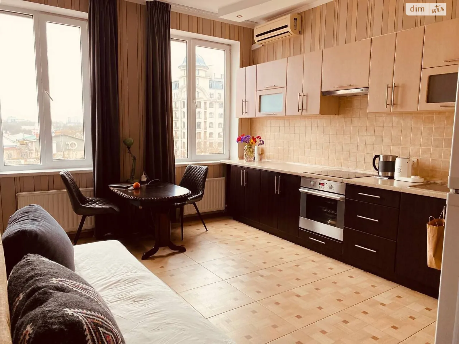 Продается 2-комнатная квартира 72.8 кв. м в Одессе, ул. Базарная - фото 1