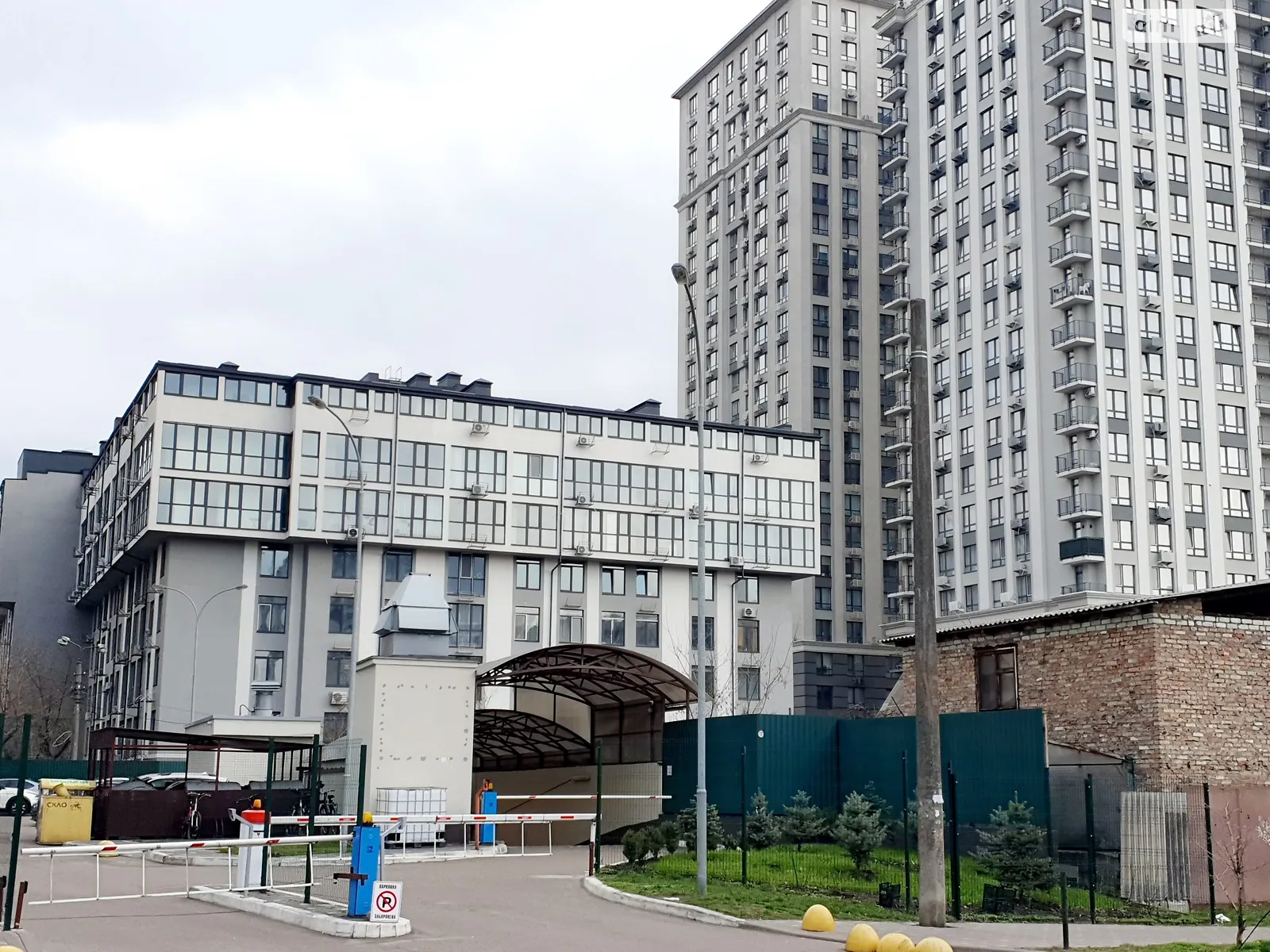 Продается 1-комнатная квартира 32.6 кв. м в Киеве, ул. Каменская, 125Б - фото 1