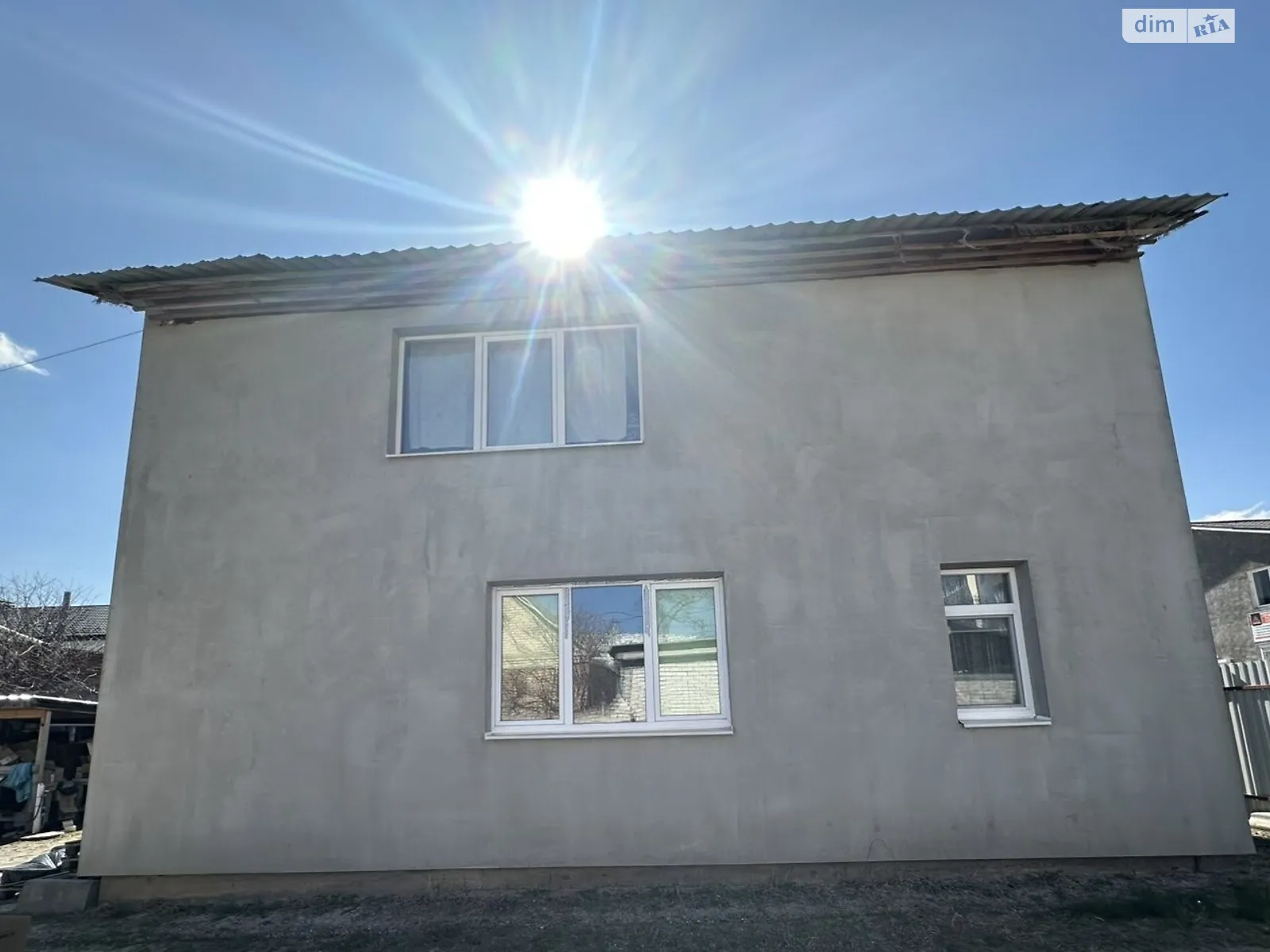 Продается дом на 2 этажа 160 кв. м с подвалом, цена: 115000 $ - фото 1
