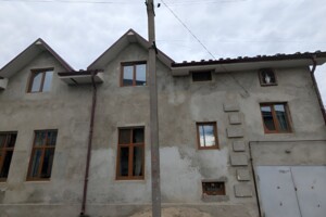 Куплю часть дома в Ивано-Франковске без посредников