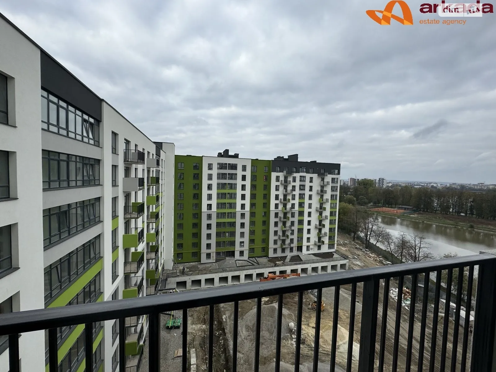 Продається 3-кімнатна квартира 81 кв. м у Івано-Франківську, цена: 74900 $ - фото 1