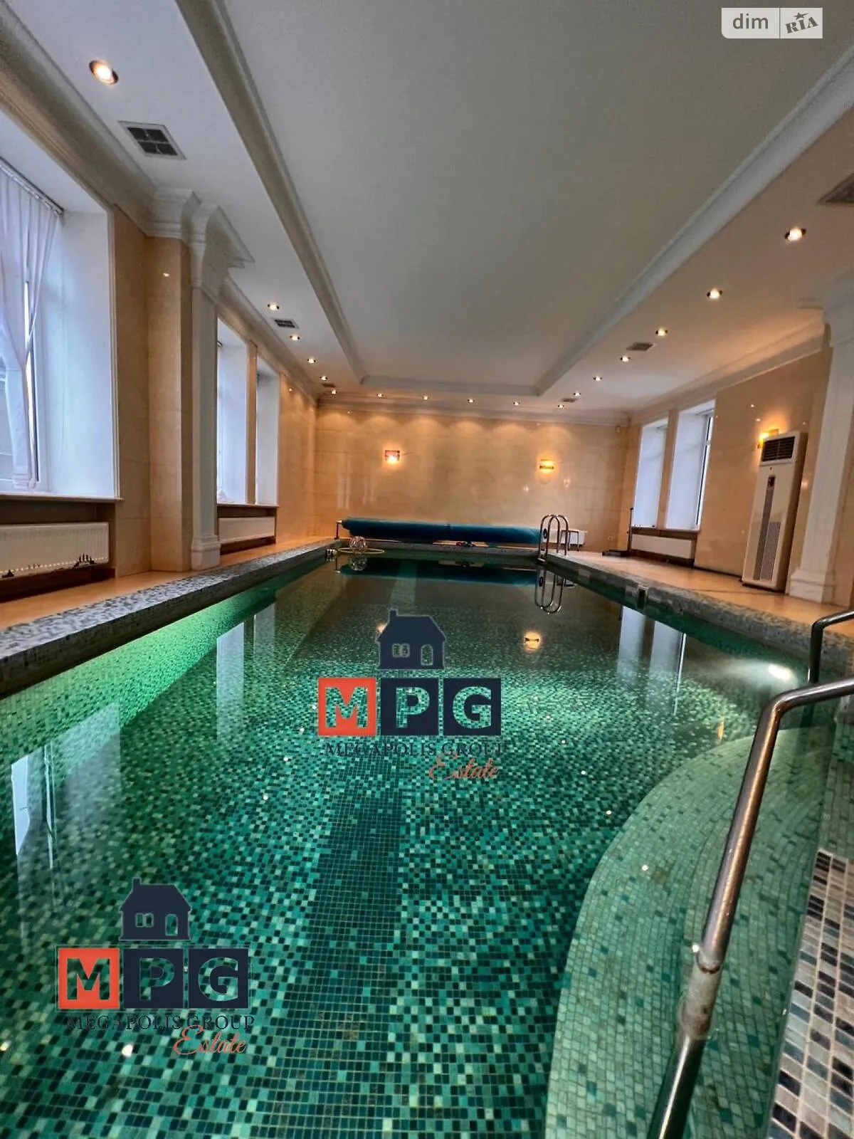 Продається будинок 2 поверховий 450 кв. м с басейном, цена: 299000 $ - фото 1