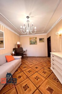 Продаж квартири, Харків, р‑н. Олексїївка, Людвіга Свободи проспект