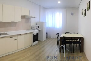 Довгострокова оренда квартири, Київ, р‑н. Святошин, ст.м. Житомирська, Львівська вулиця, буд. 26А