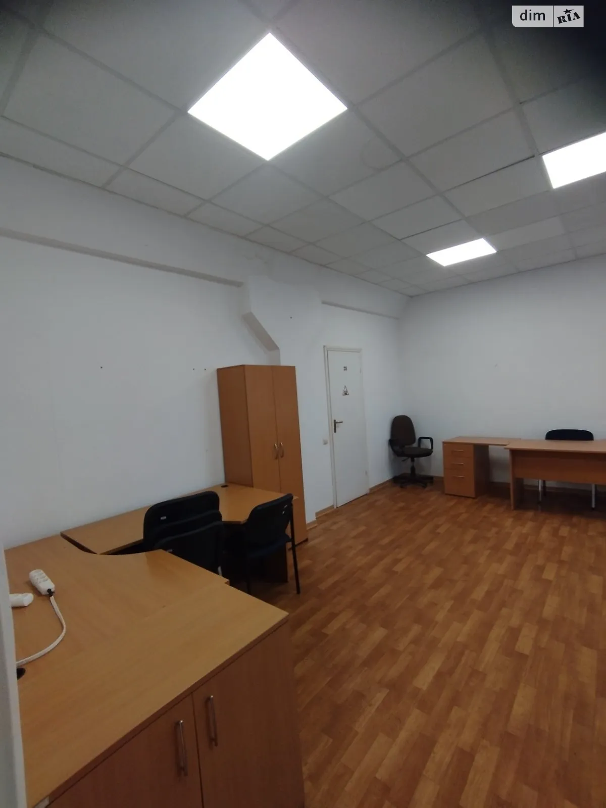 Сдается в аренду помещения свободного назначения 40 кв. м в 1-этажном здании, цена: 5600 грн - фото 1
