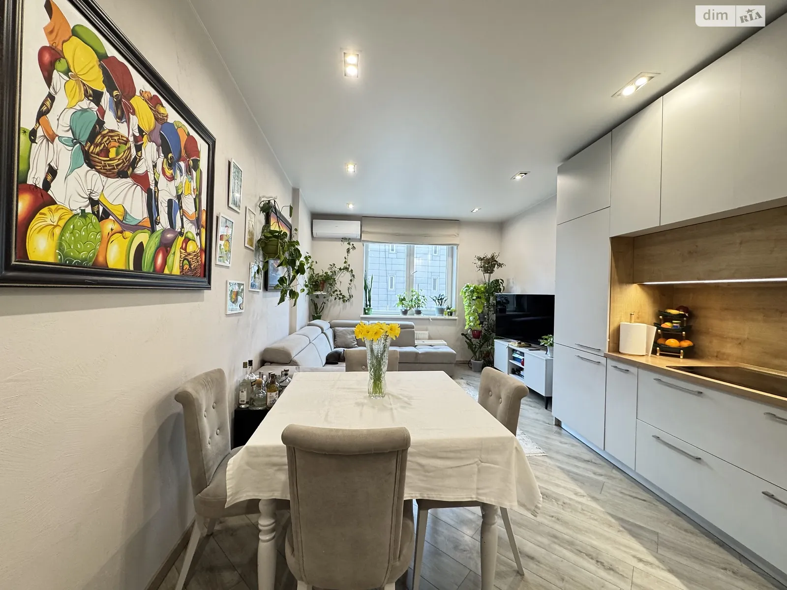 Продается 3-комнатная квартира 102 кв. м в Одессе, ул. Генуэзская, 3А - фото 1