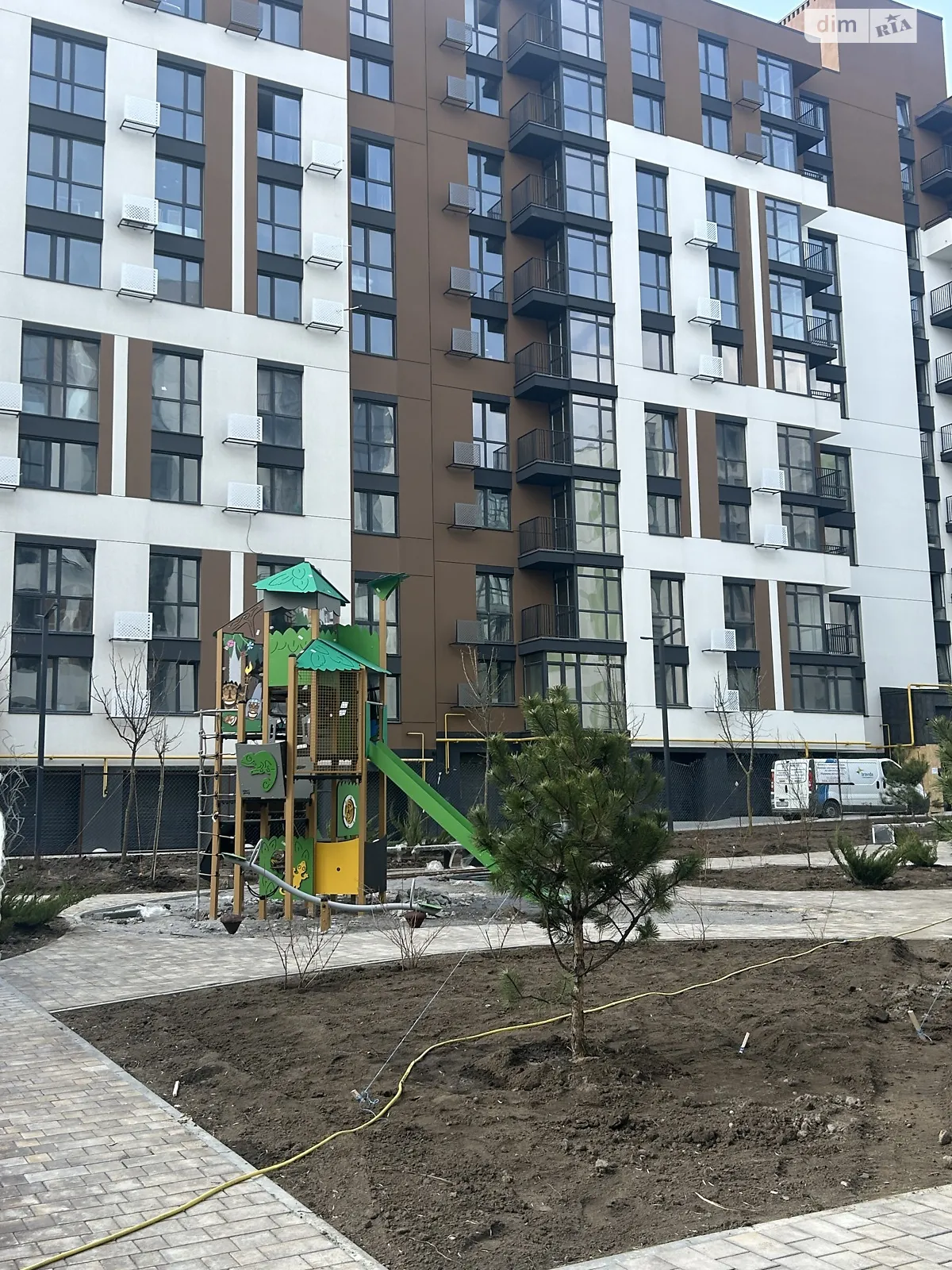 Продается 1-комнатная квартира 41 кв. м в Виннице, ул. Праведников мира(Максимовича) - фото 1
