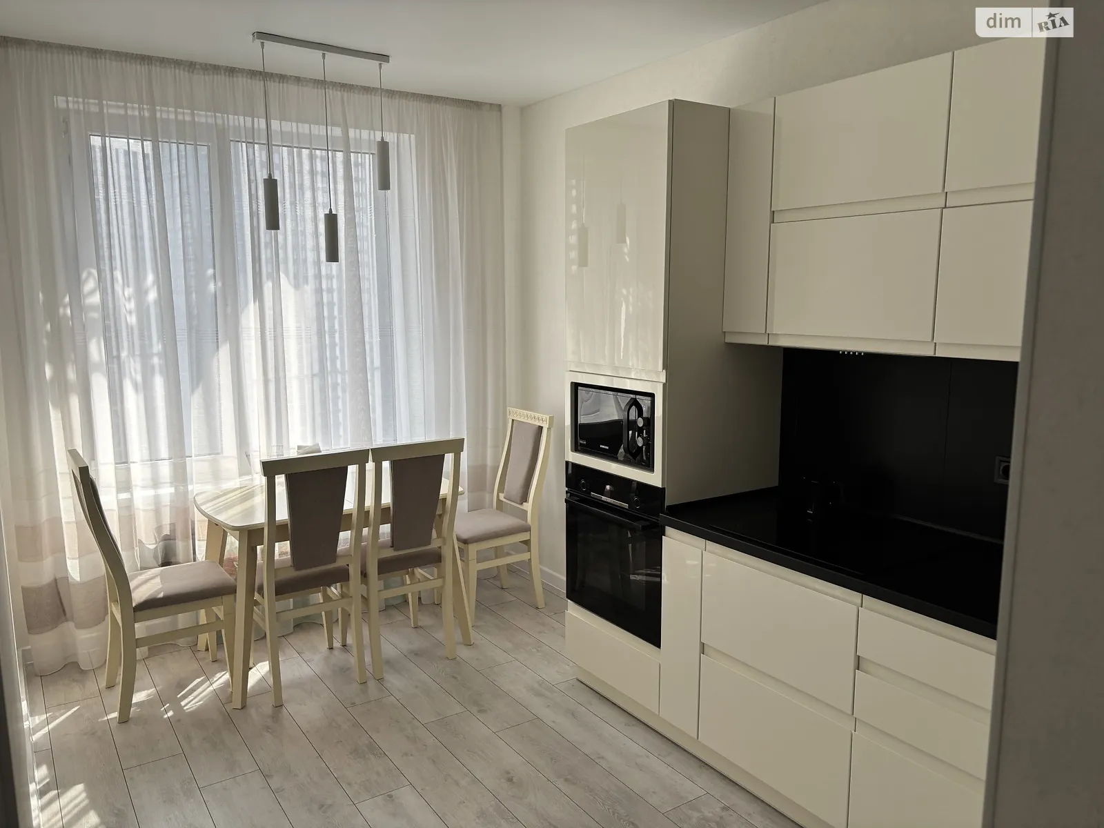 Продается 1-комнатная квартира 42.4 кв. м в Киеве, ул. Академика Заболотного, 1Б - фото 1