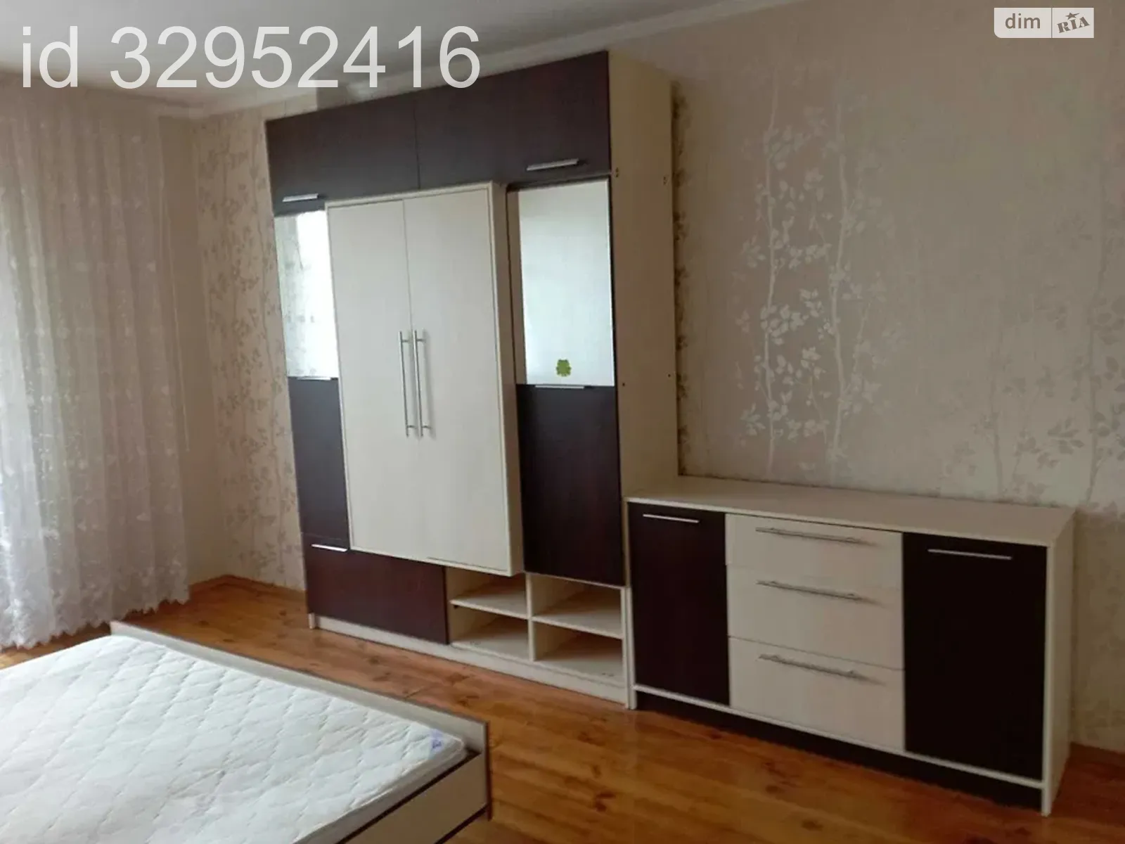 Продається 3-кімнатна квартира 103.8 кв. м у Києві, вул. Героїв Оборони, 10А - фото 1