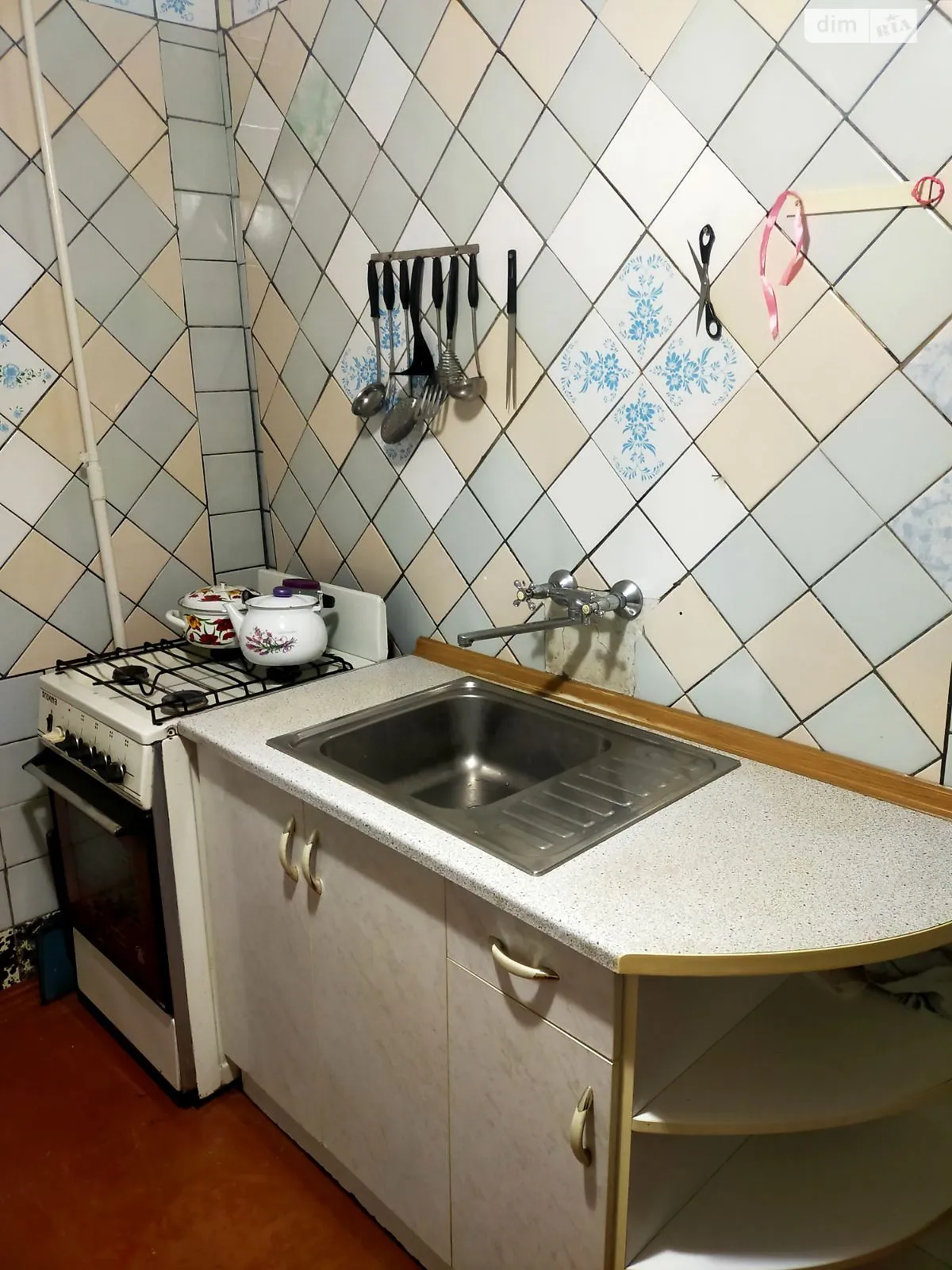 Продается 1-комнатная квартира 37 кв. м в Харькове, ул. Шариковая, 42 - фото 1