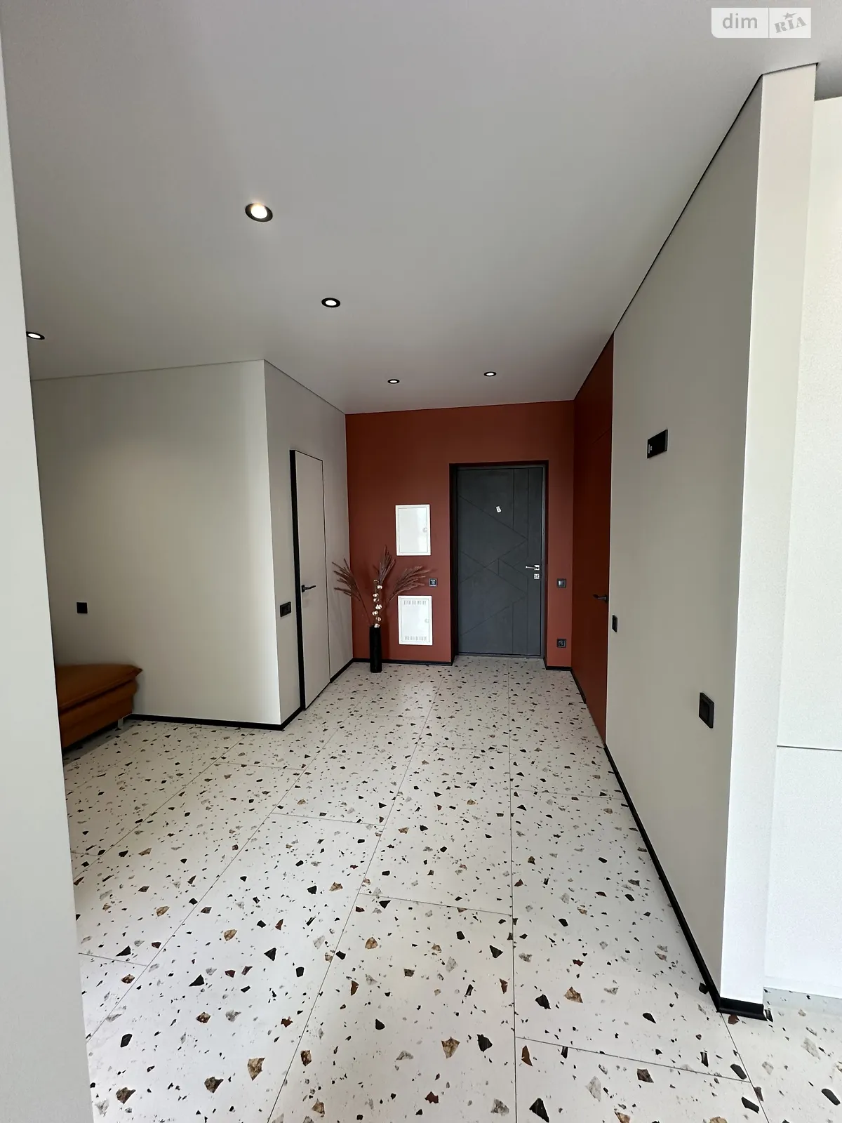 Продается 1-комнатная квартира 40.2 кв. м в Ирпене - фото 1
