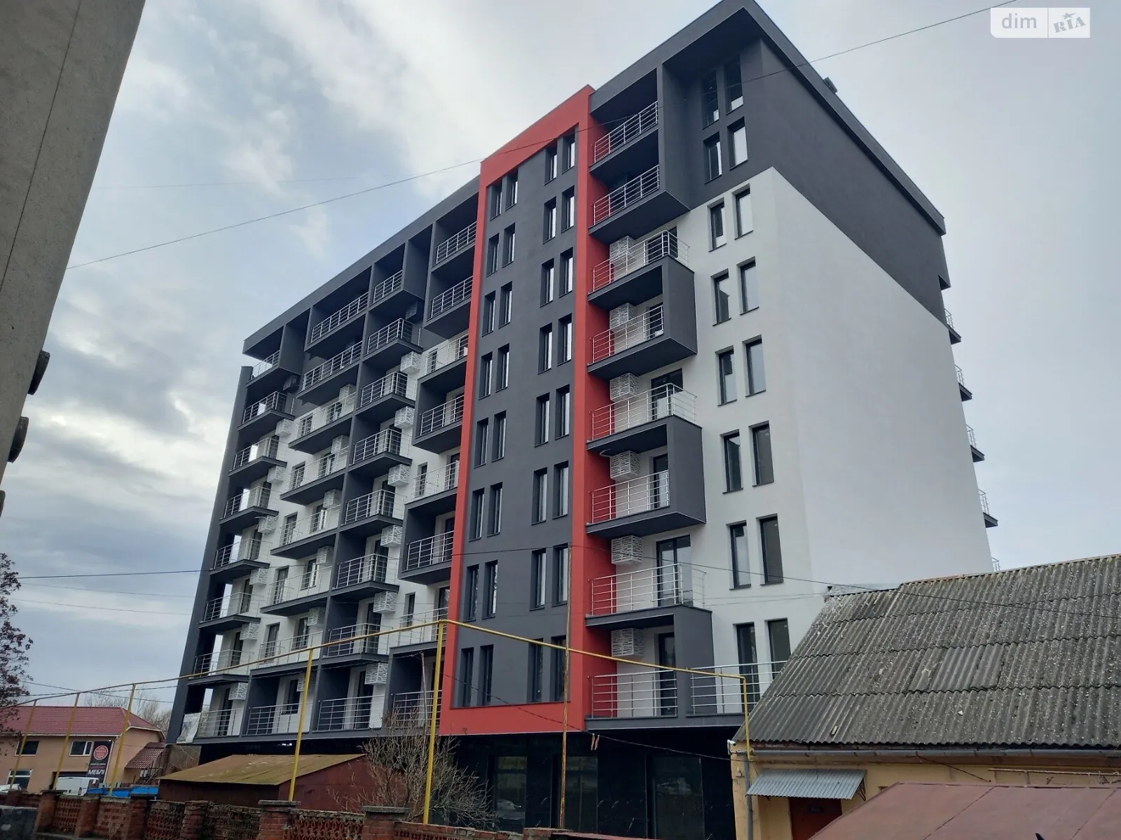 Продается 2-комнатная квартира 60.3 кв. м в Ужгороде, ул. Минайская, 14В - фото 1