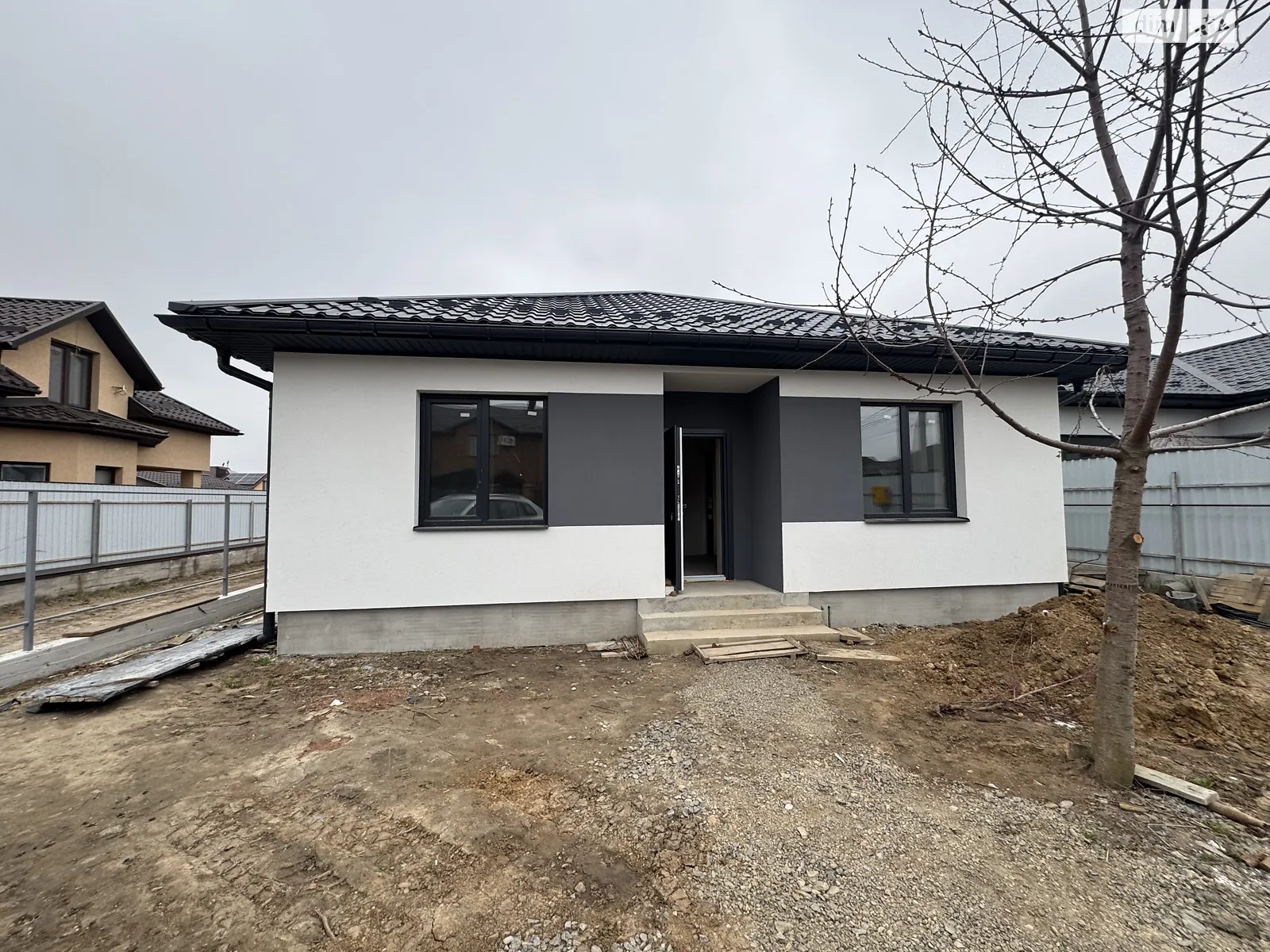 Продается одноэтажный дом 96 кв. м с подвалом, цена: 90000 $ - фото 1