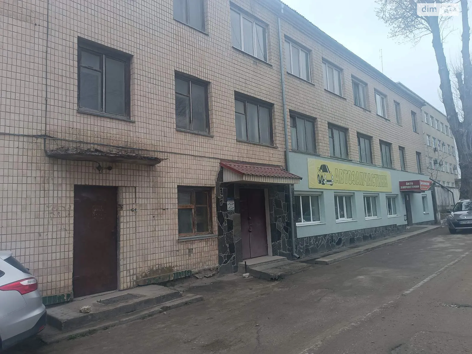 Здається в оренду приміщення вільного призначення 292.4 кв. м в 3-поверховій будівлі, цена: 29240 грн - фото 1