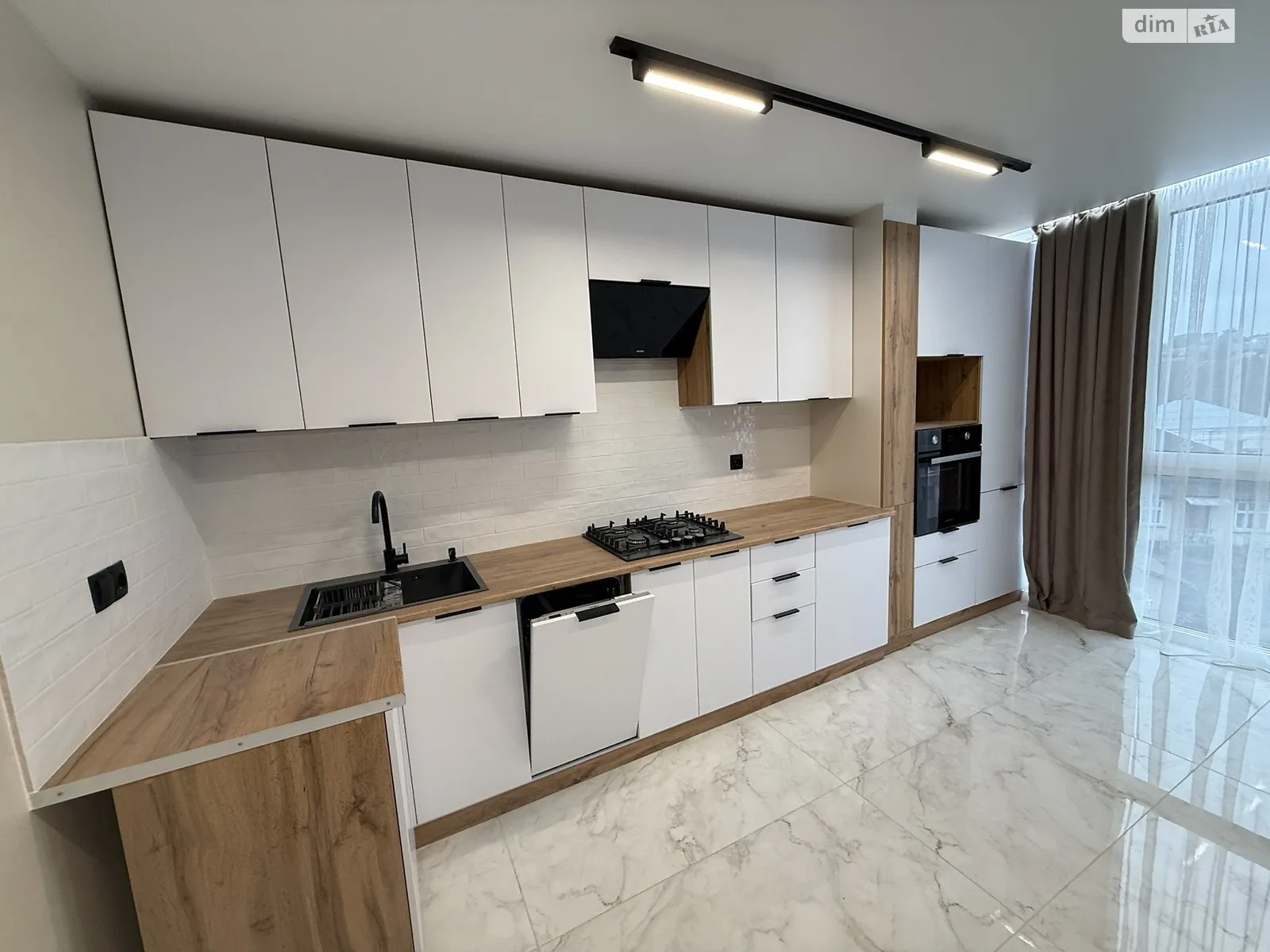 2-кімнатна квартира 57 кв. м у Тернополі, цена: 73500 $ - фото 1
