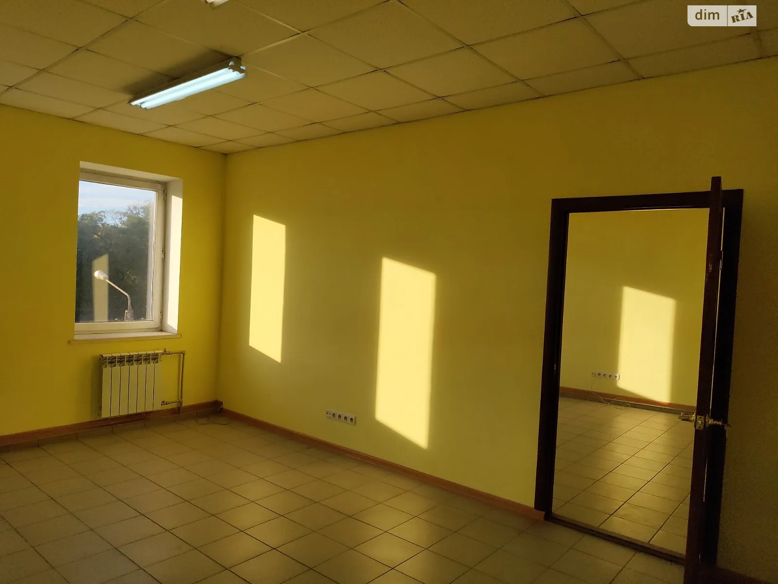 Здається в оренду офіс 104 кв. м в бізнес-центрі, цена: 3000 грн - фото 1